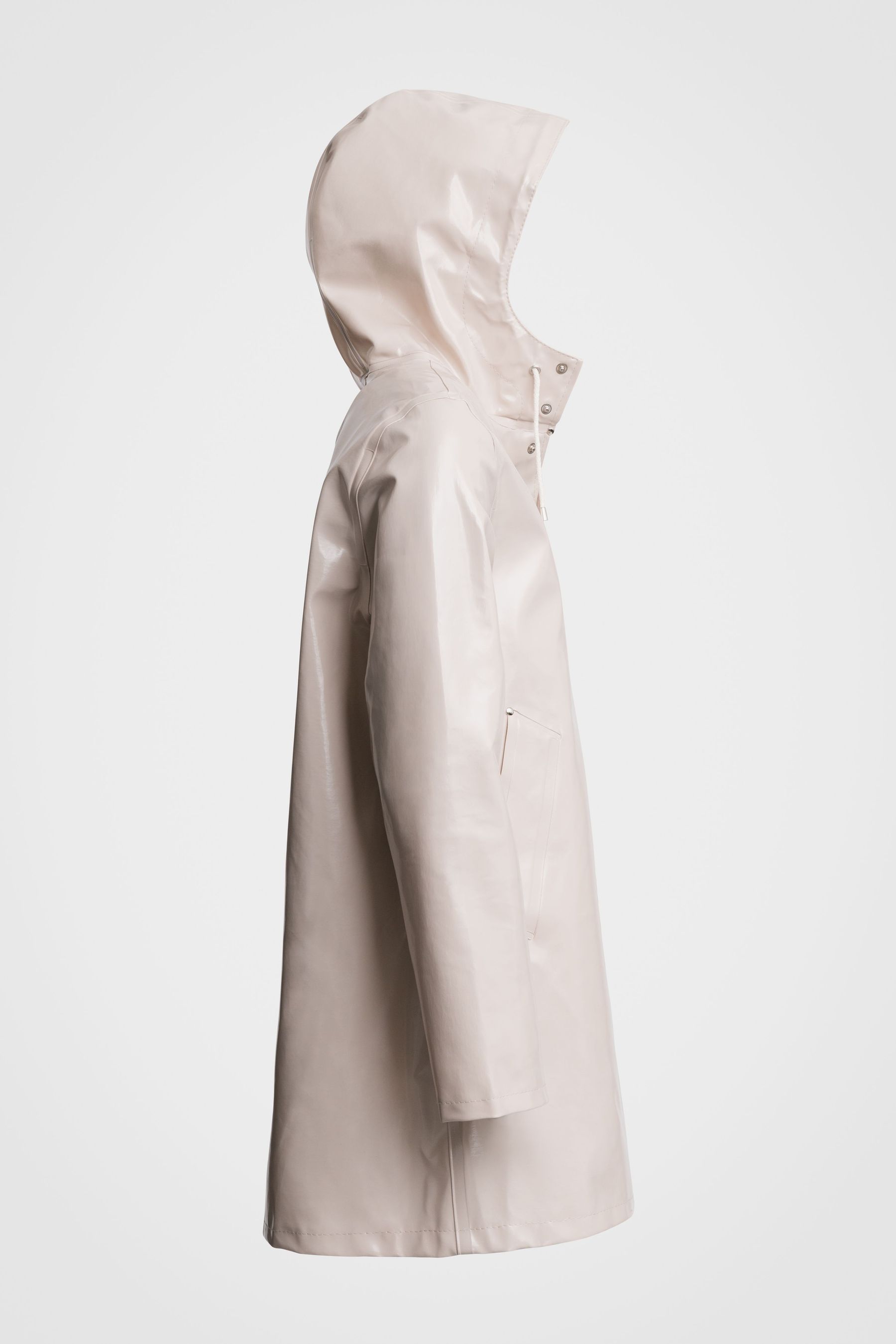stutterheim stockholm opal raincoat light sand men jackets raincoats