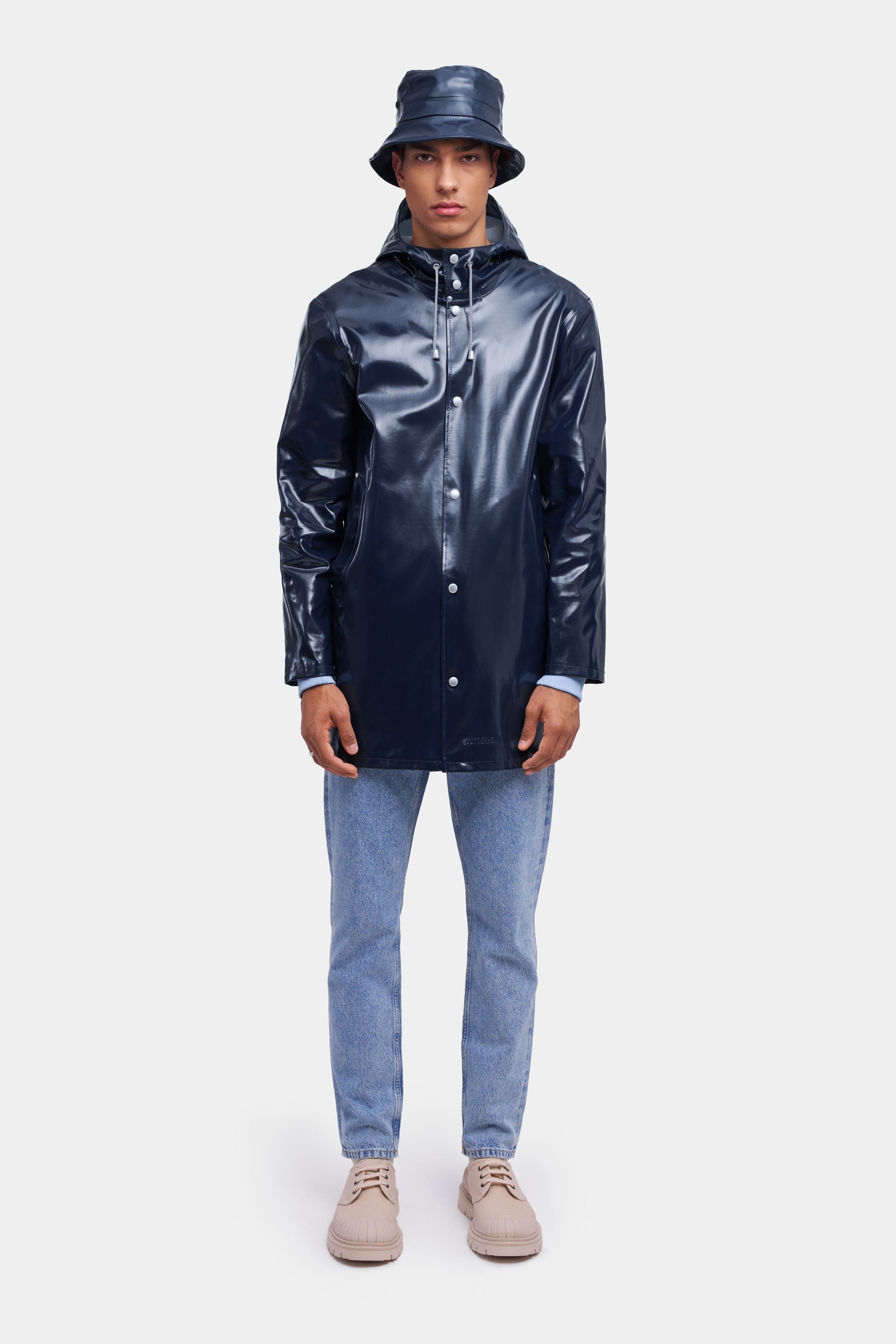 stutterheim stockholm opal raincoat navy men jackets raincoats