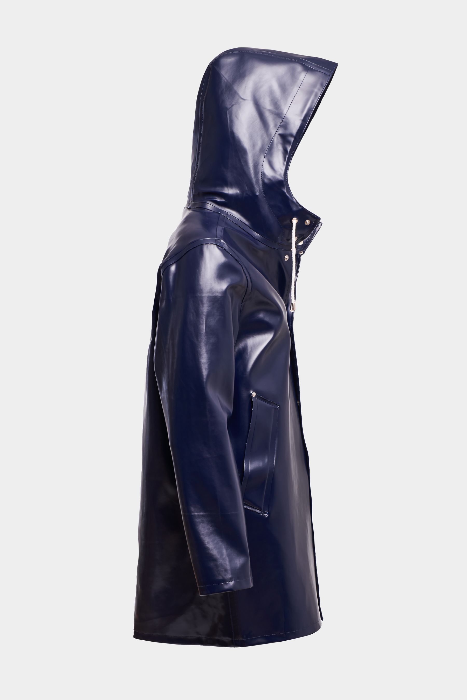 stutterheim stockholm opal raincoat navy men jackets raincoats