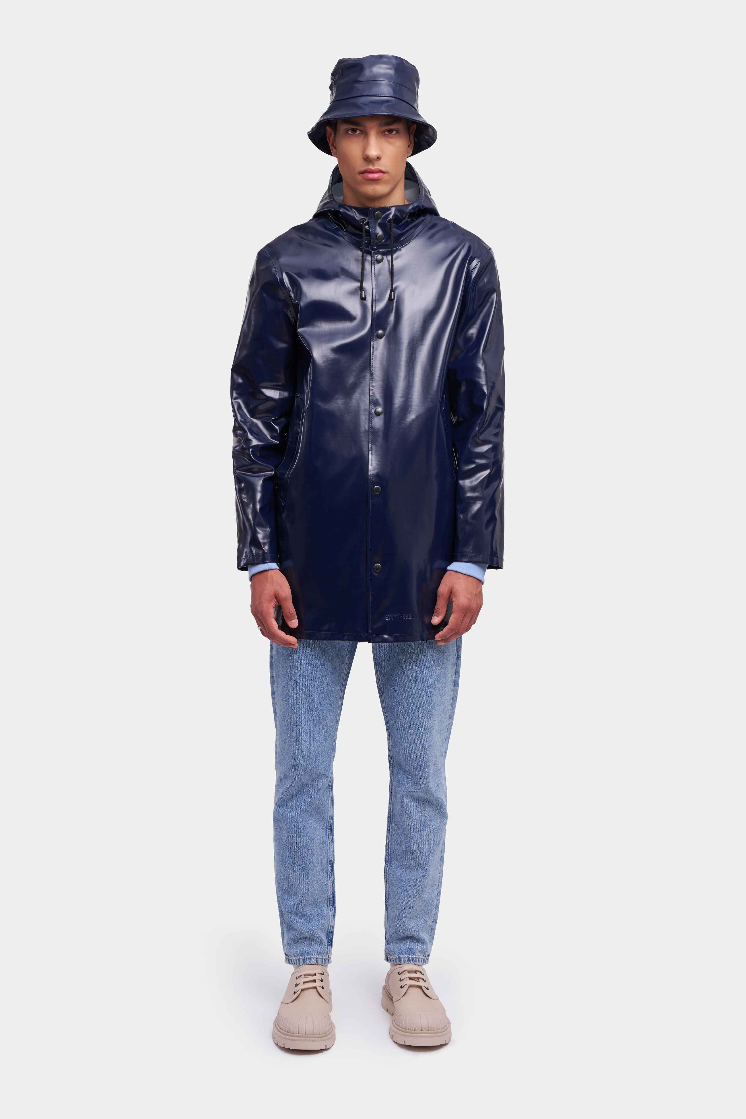 stutterheim stockholm opal raincoat navy men jackets raincoats