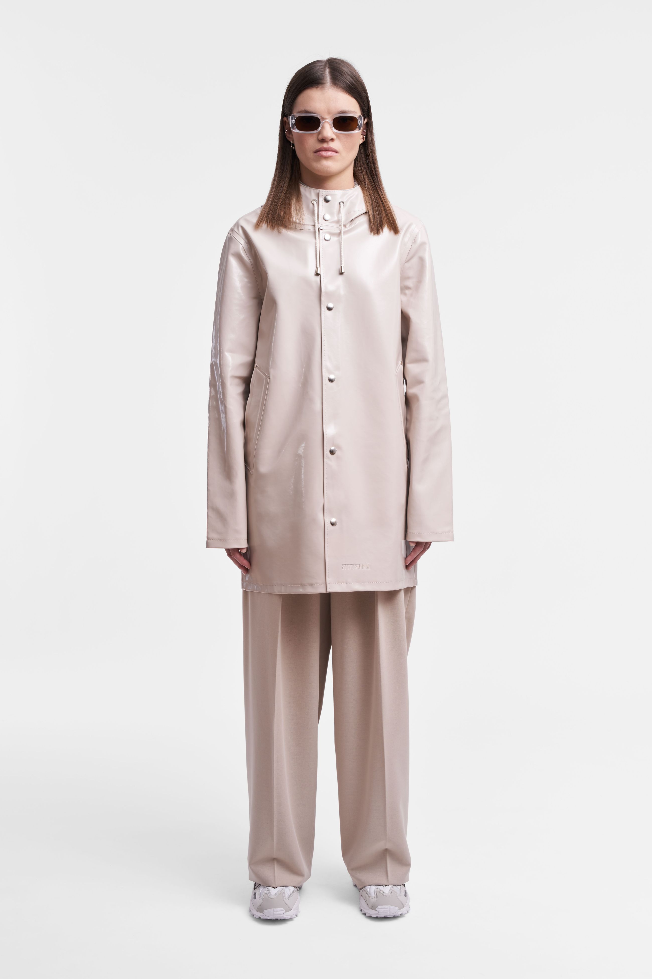 stutterheim stockholm opal raincoat light sand women jackets raincoats