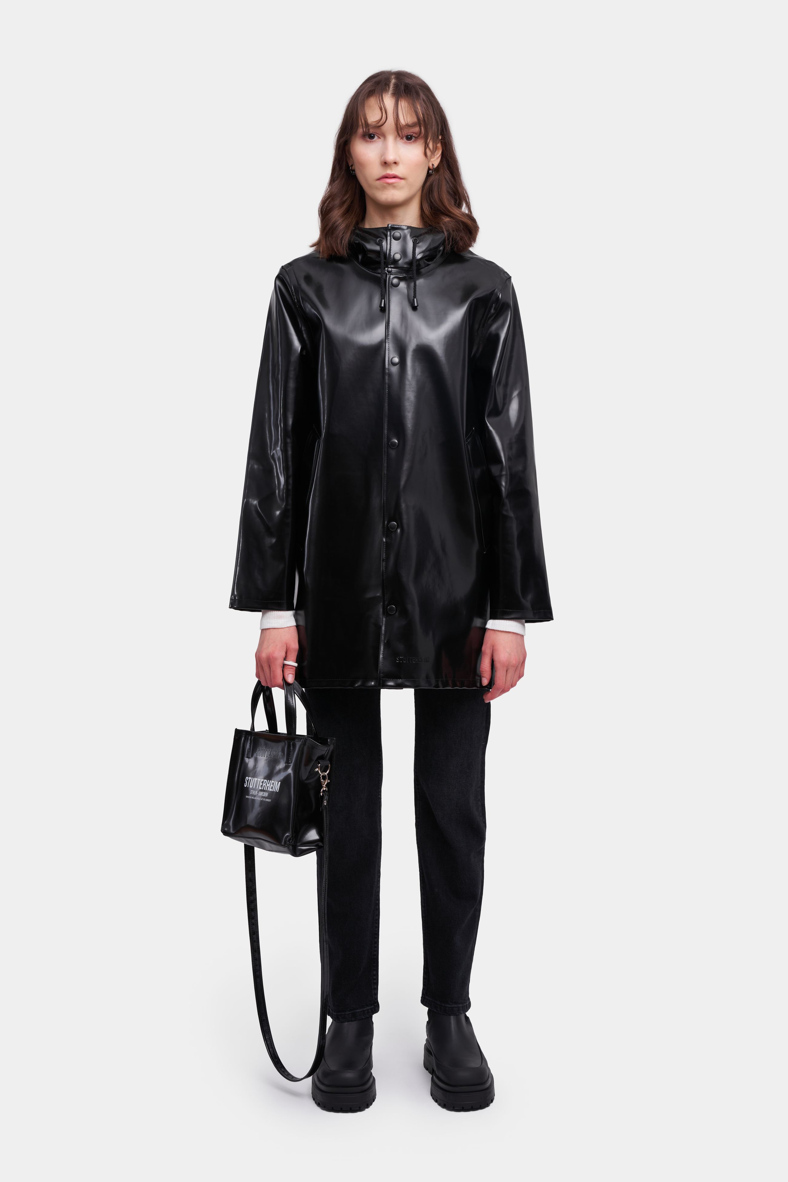 stutterheim stockholm opal raincoat black women jackets raincoats