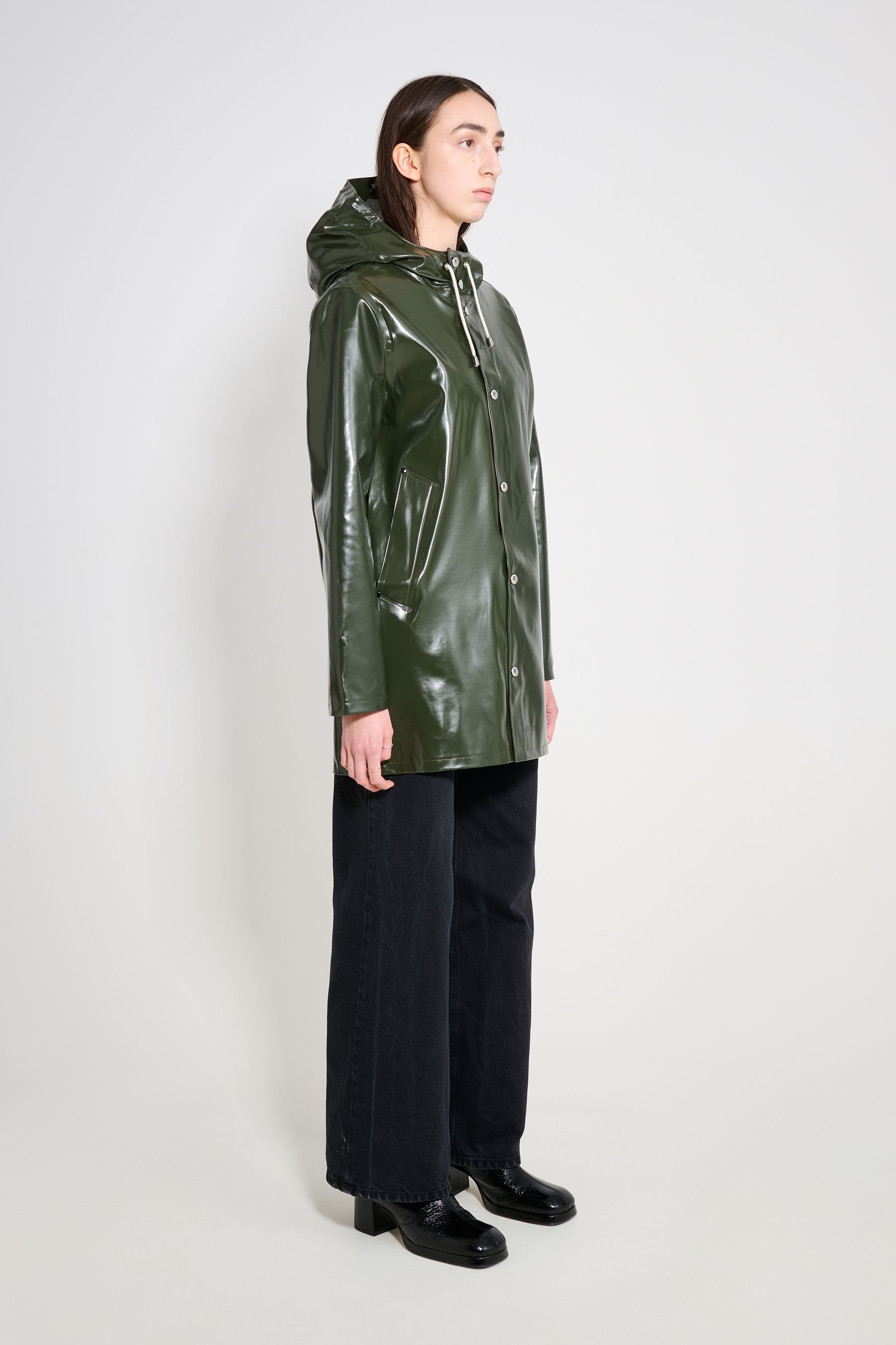 stutterheim stockholm opal raincoat green women jackets raincoats