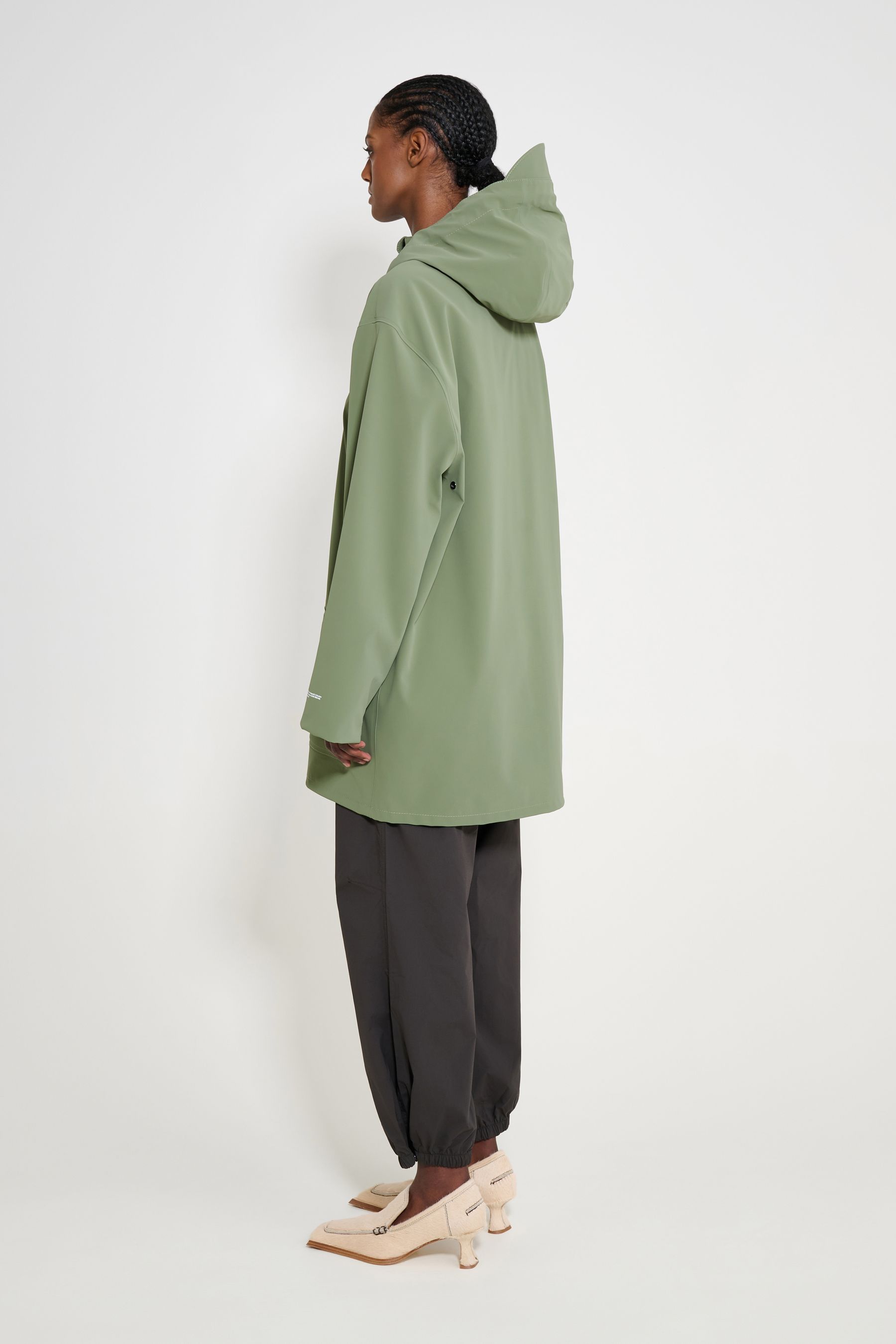 stutterheim stockholm patch raincoat dry green women jackets raincoats