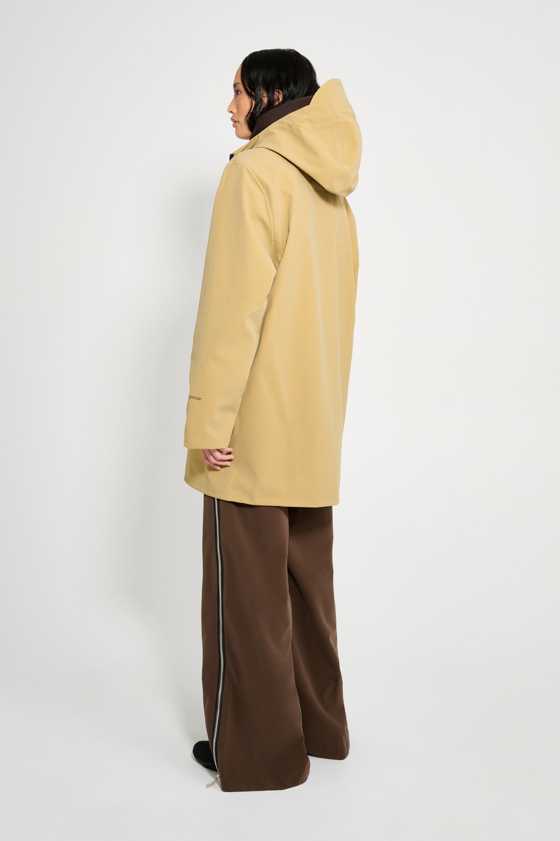 stutterheim stockholm patch matte women sand jackets raincoats