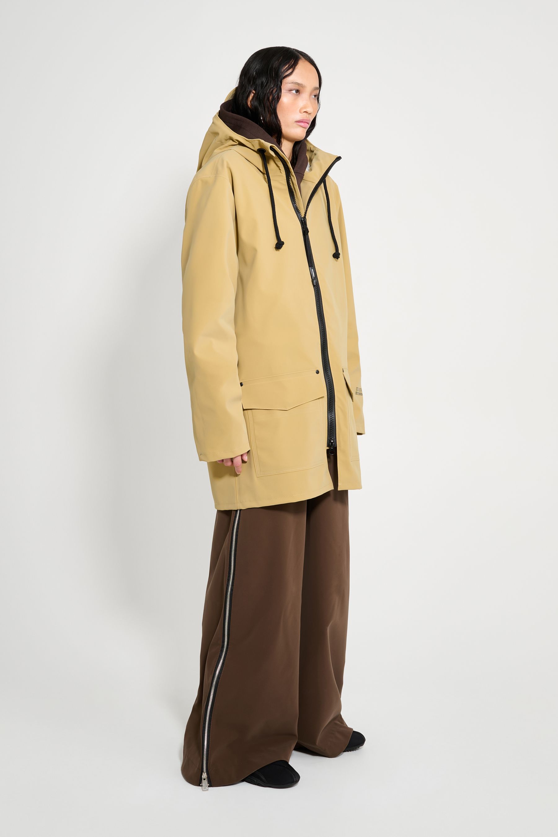 stutterheim stockholm patch matte women sand jackets raincoats