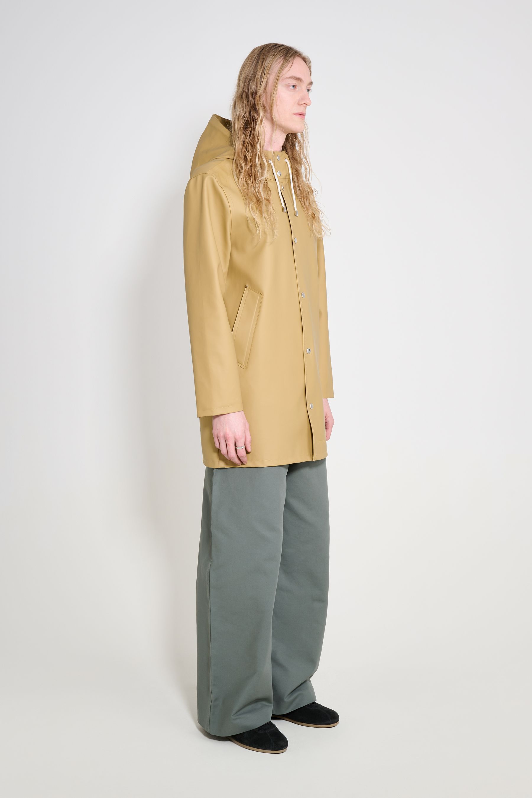 stutterheim stockholm raincoat sand men jackets raincoats
