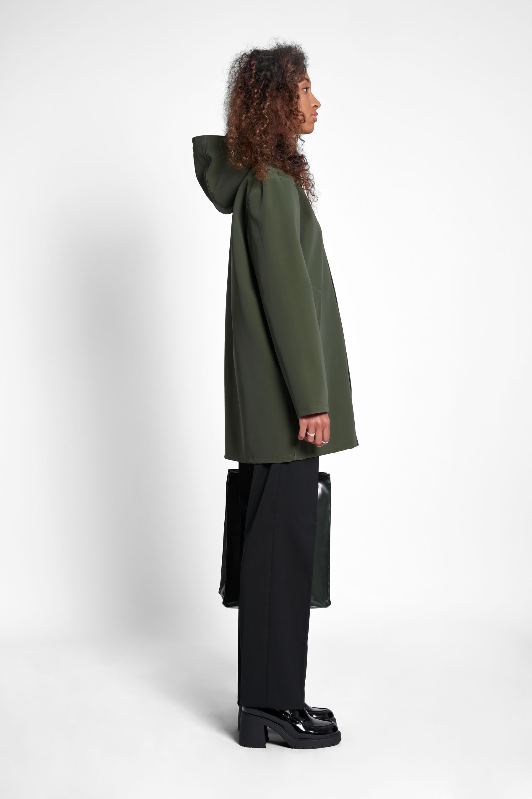 stutterheim stockholm matte raincoat green men jackets raincoats