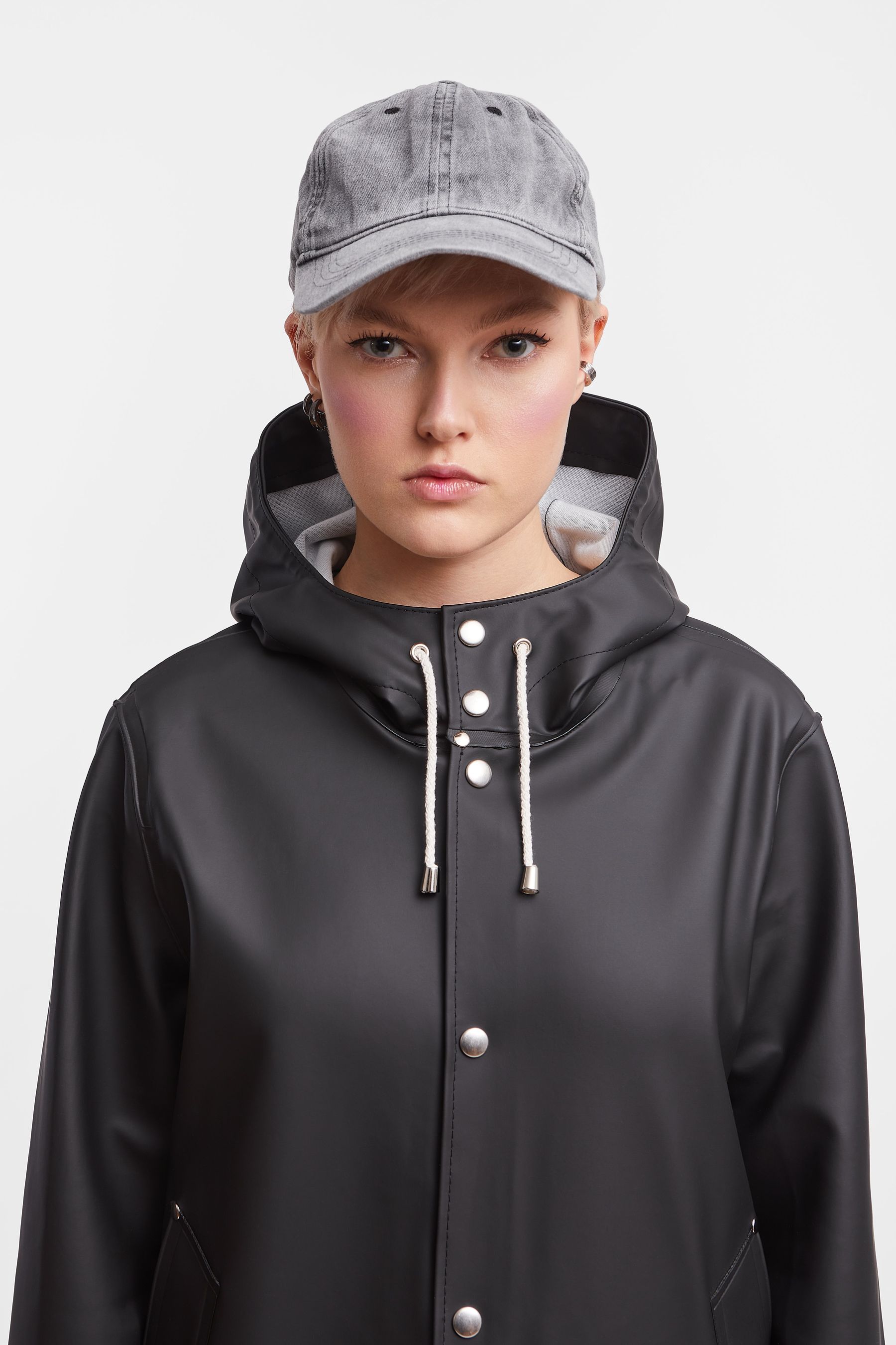 stutterheim stockholm raincoat black women jackets raincoats