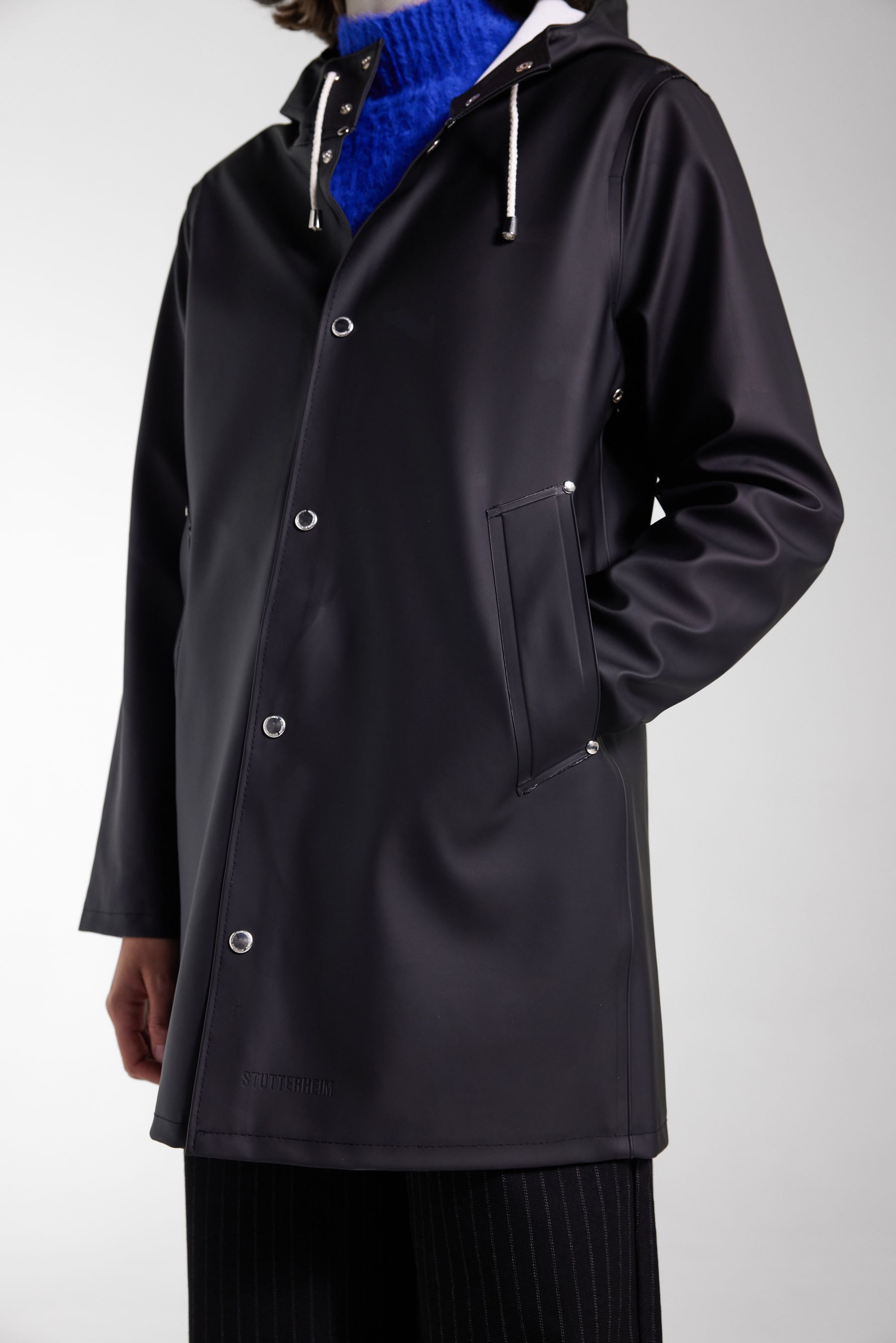 stutterheim stockholm raincoat black women jackets raincoats