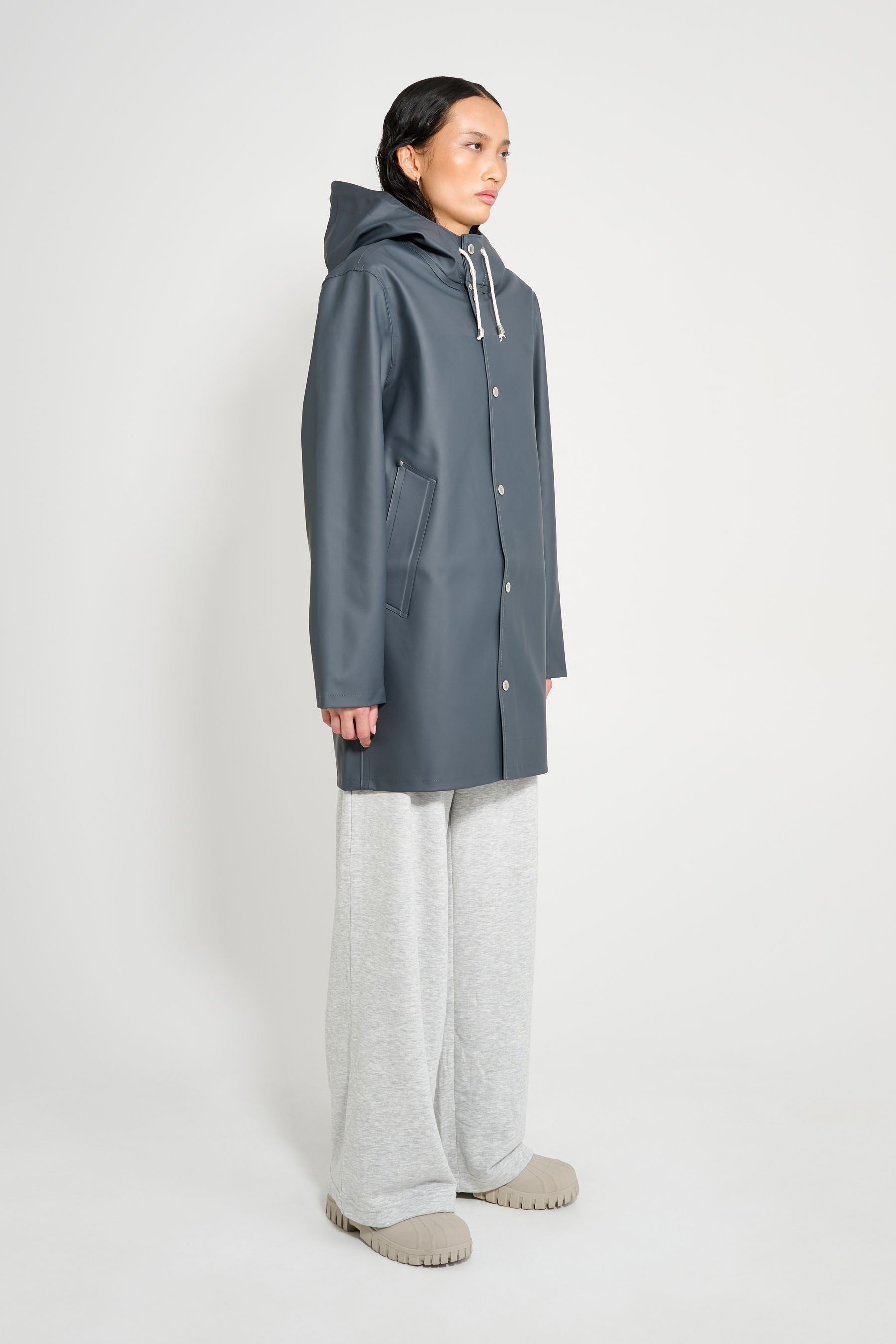 stutterheim stockholm raincoat charcoal women jackets raincoats