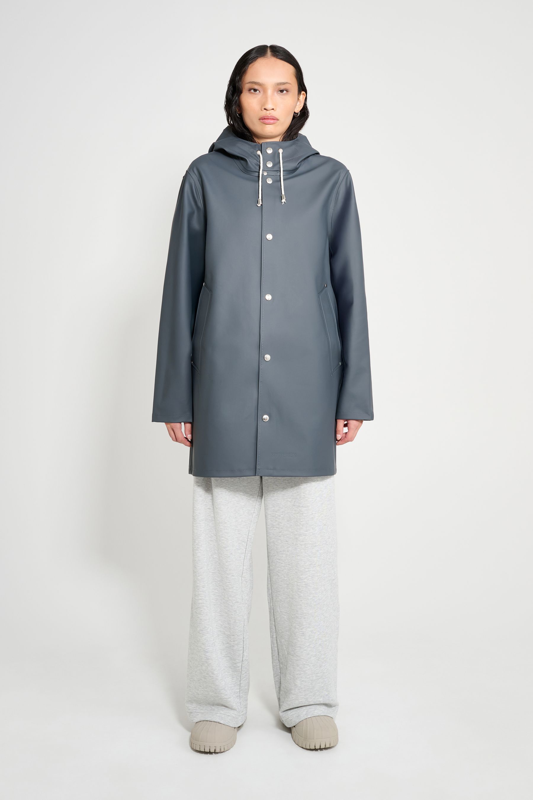 stutterheim stockholm raincoat charcoal women jackets raincoats
