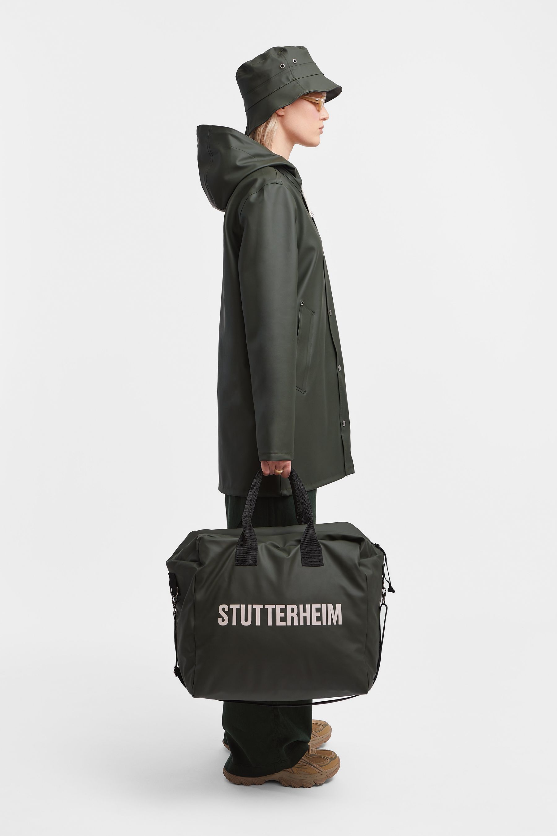 stutterheim stockholm raincoat green women jackets raincoats