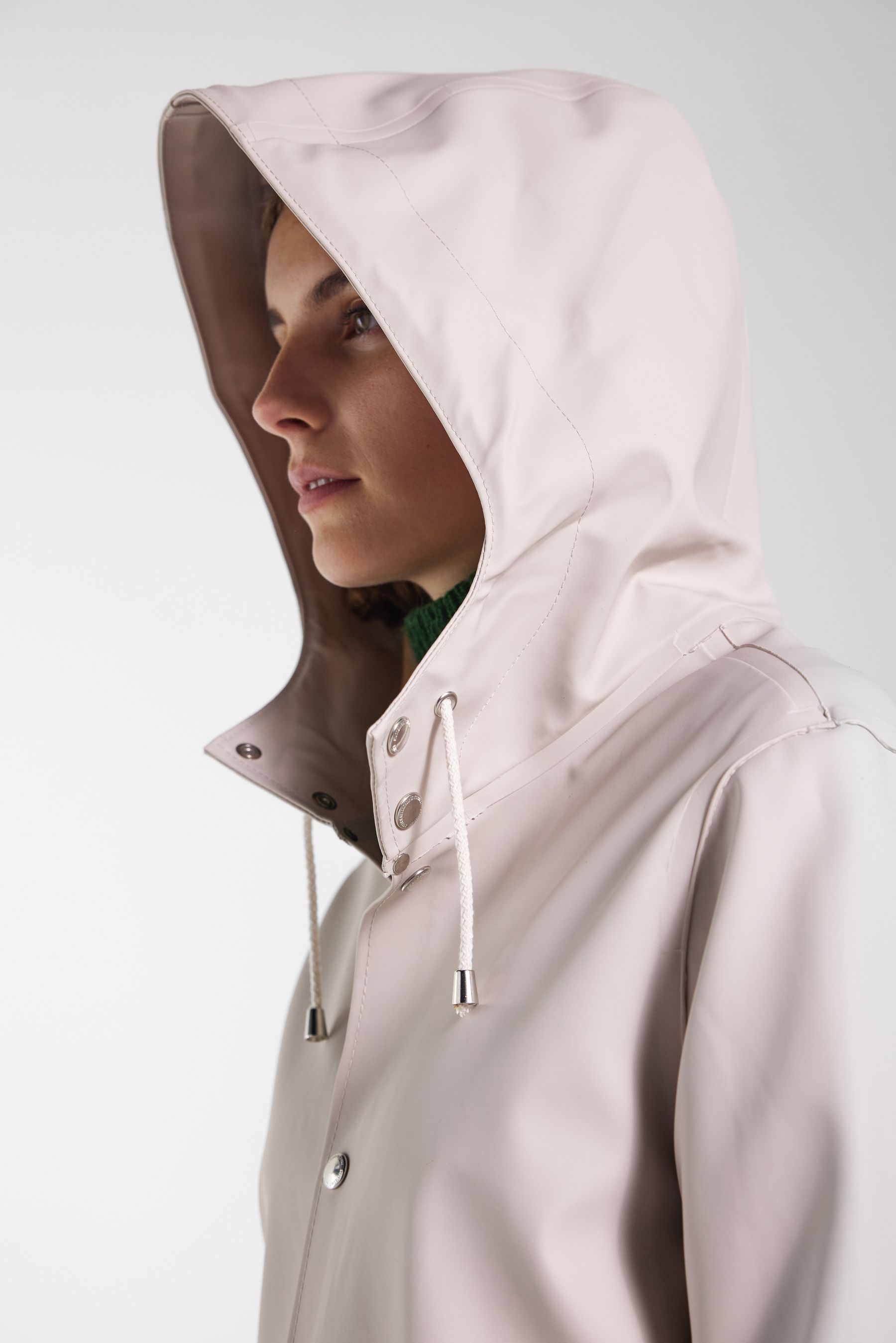 stutterheim stockholm raincoat light sand women jackets raincoats