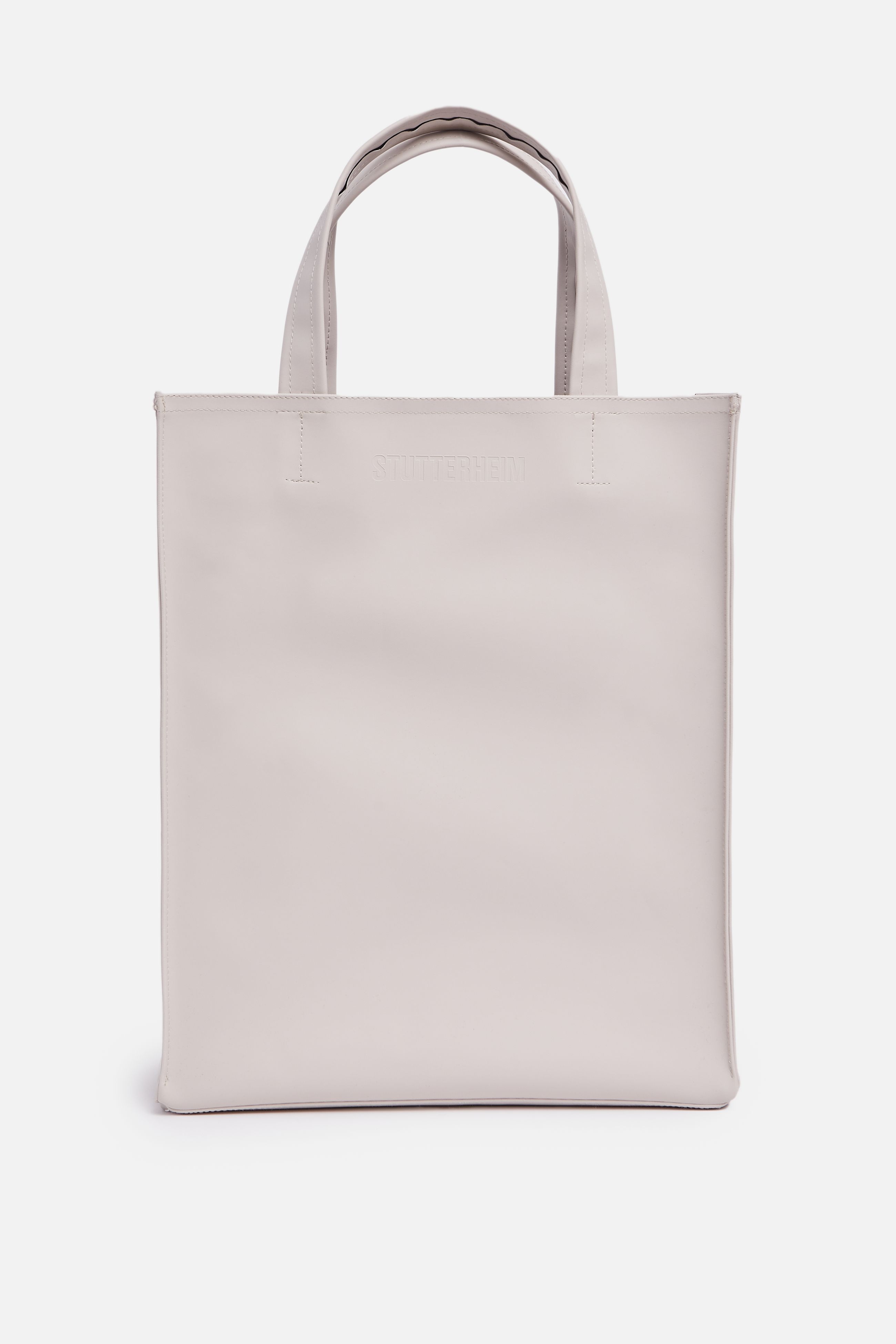 stutterheim stocksund bag light sand accessories bags tote-bags