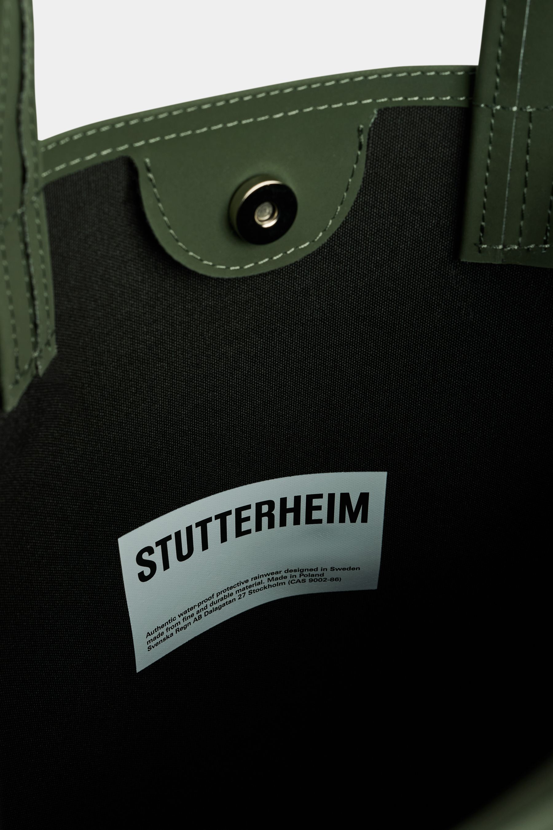 stutterheim stocksund bag matte green accessories bags tote-bags