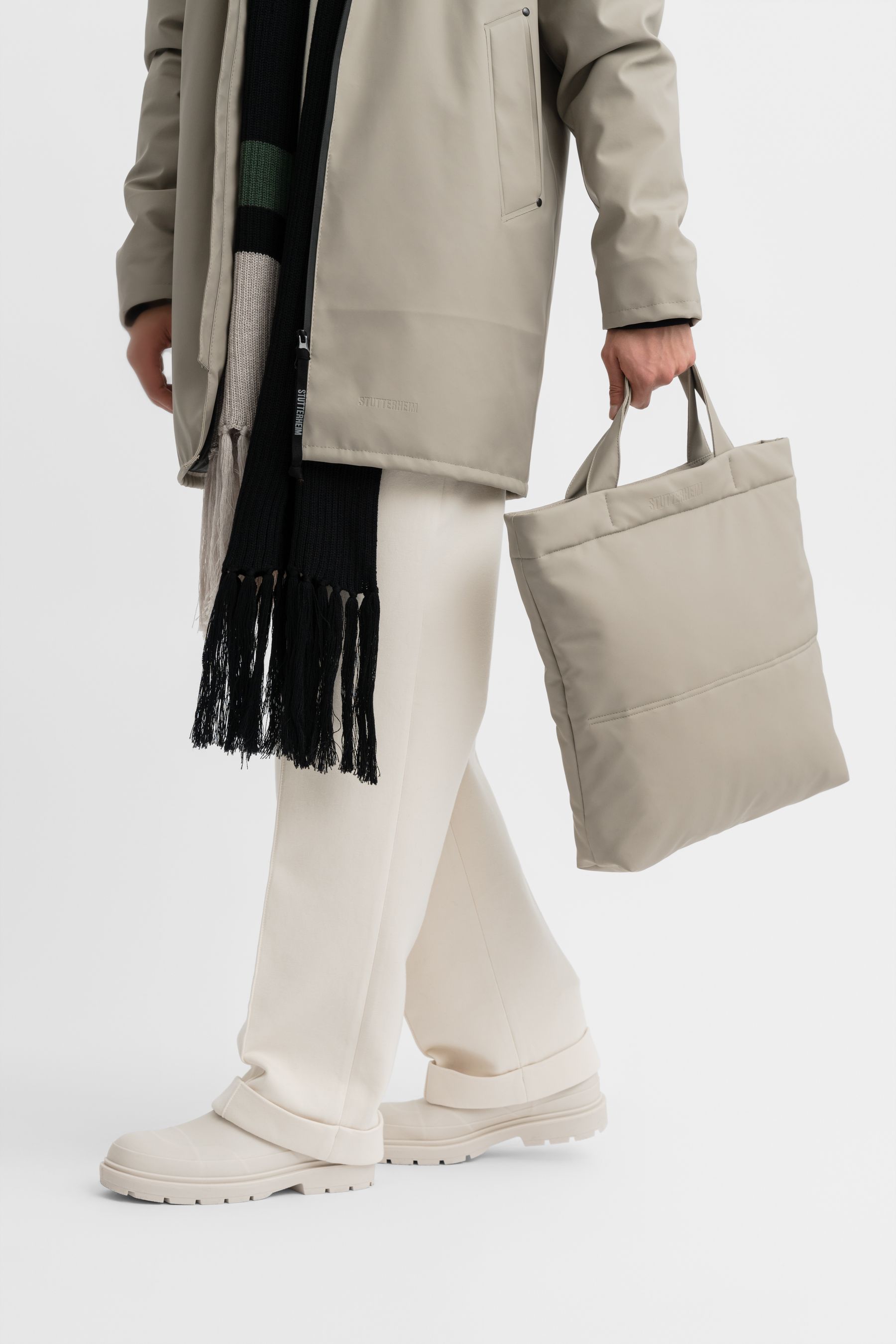 stutterheim fringe scarf black accessories hats-and-scarves scarves
