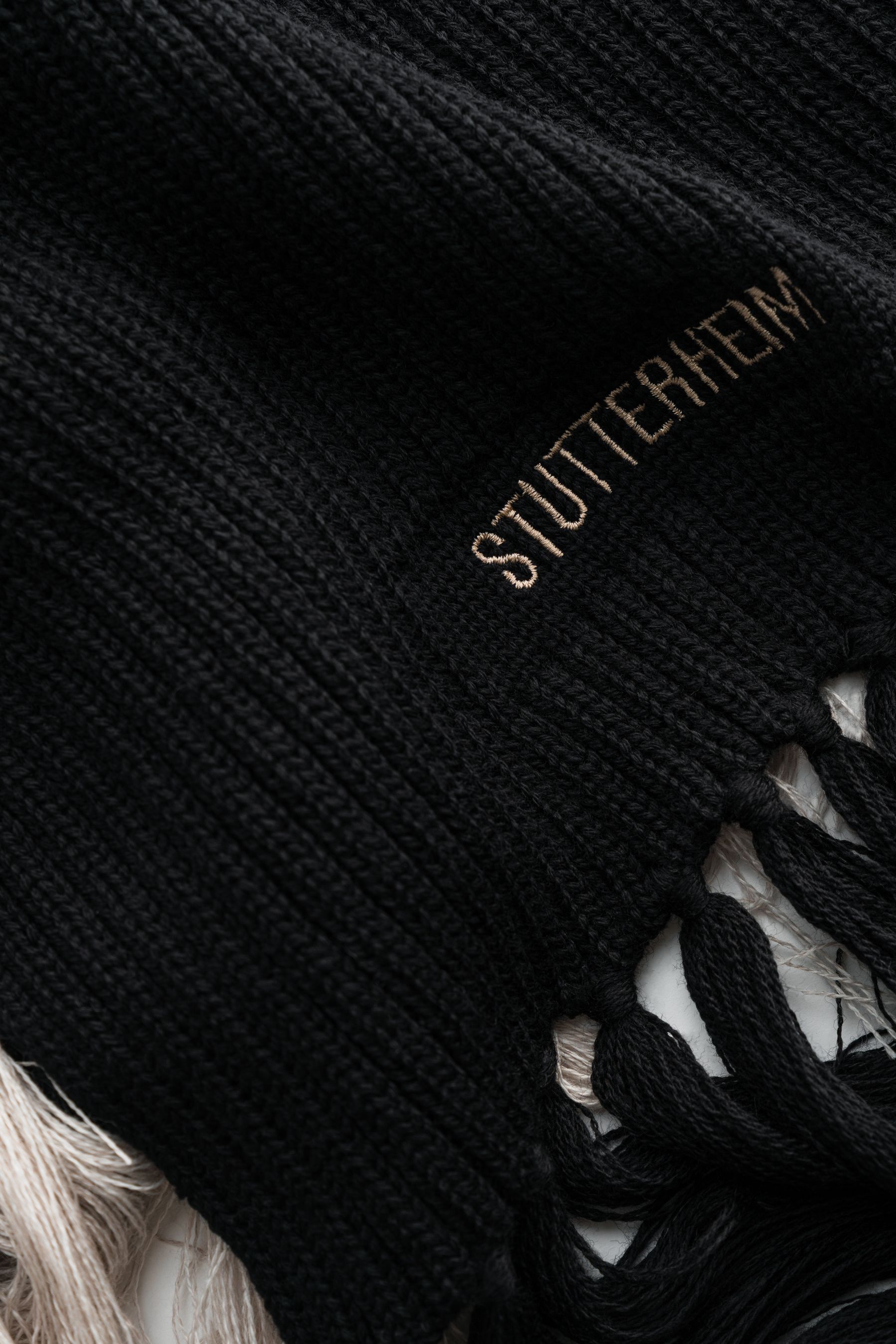 stutterheim fringe scarf black accessories hats-and-scarves scarves