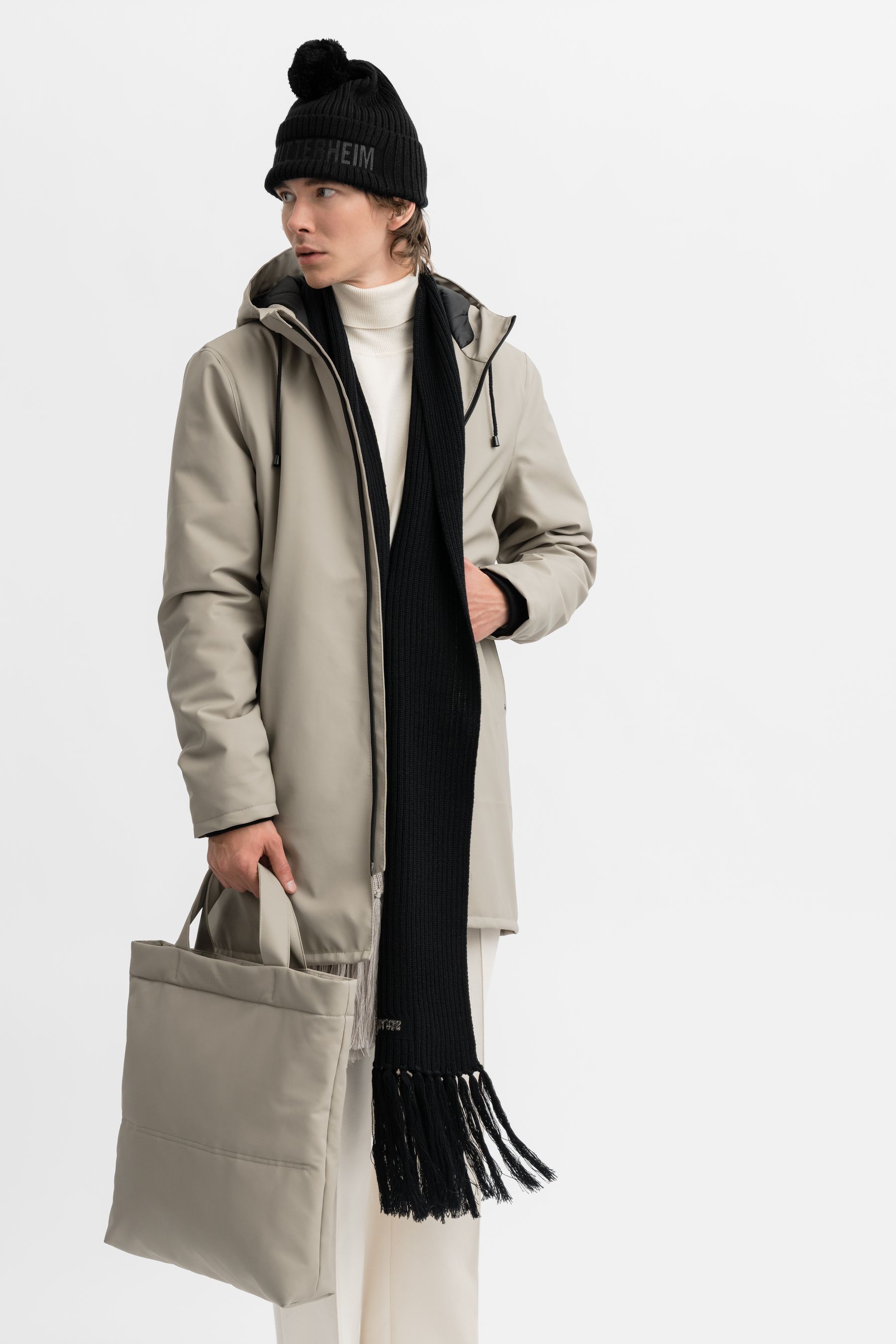stutterheim fringe scarf black accessories hats-and-scarves scarves