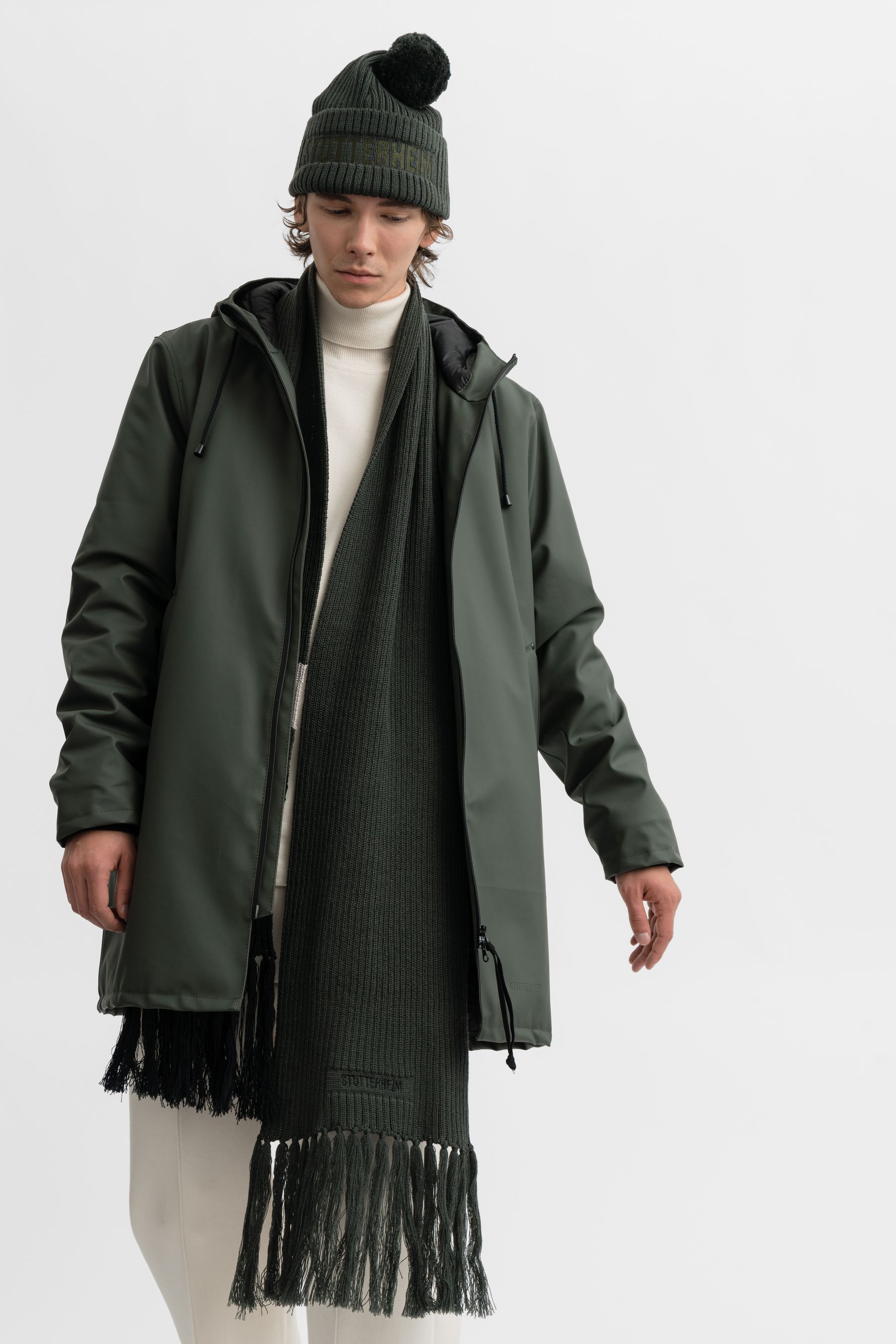 stutterheim fringe scarf green accessories hats-and-scarves scarves