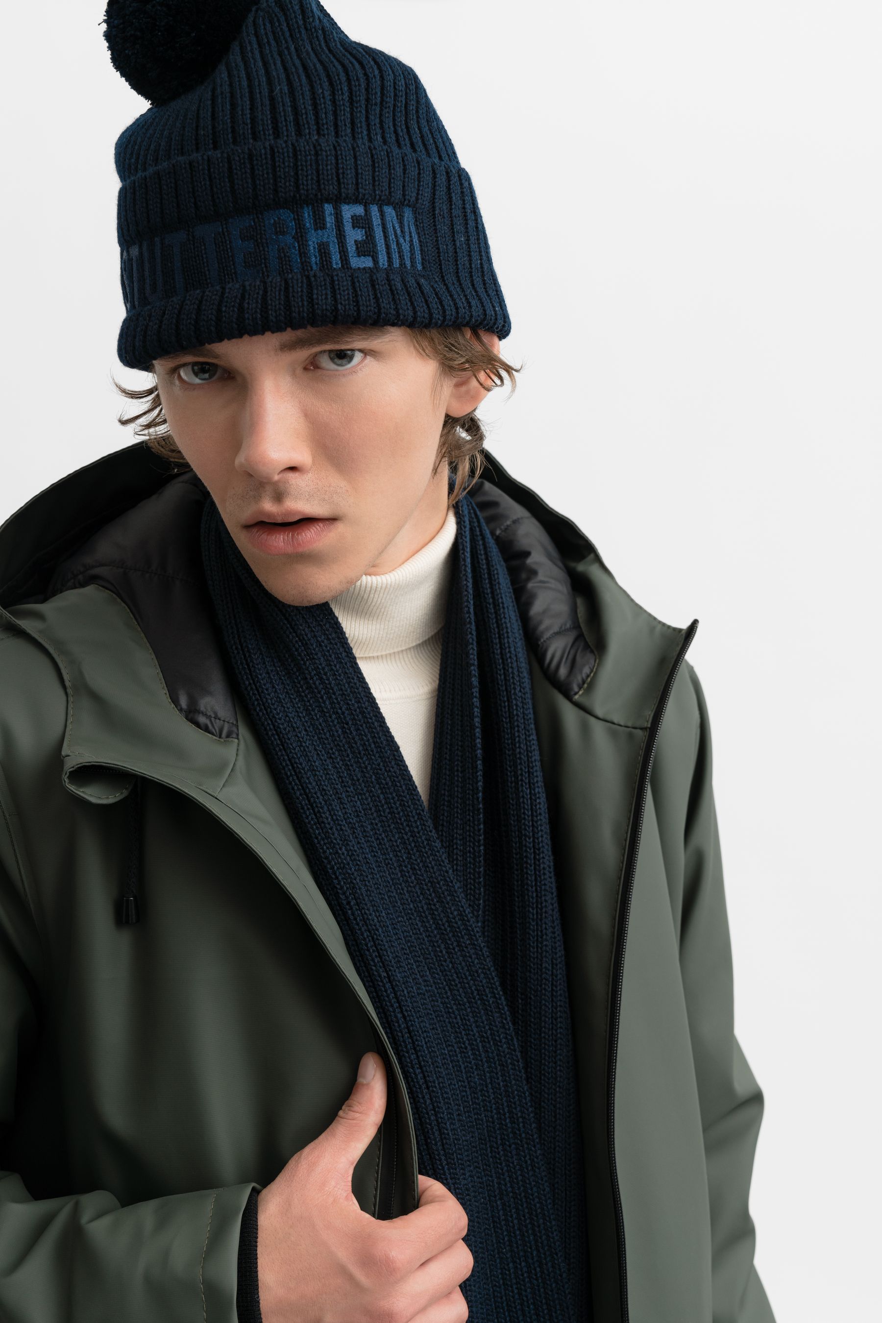stutterheim fringe scarf navy accessories hats-and-scarves scarves