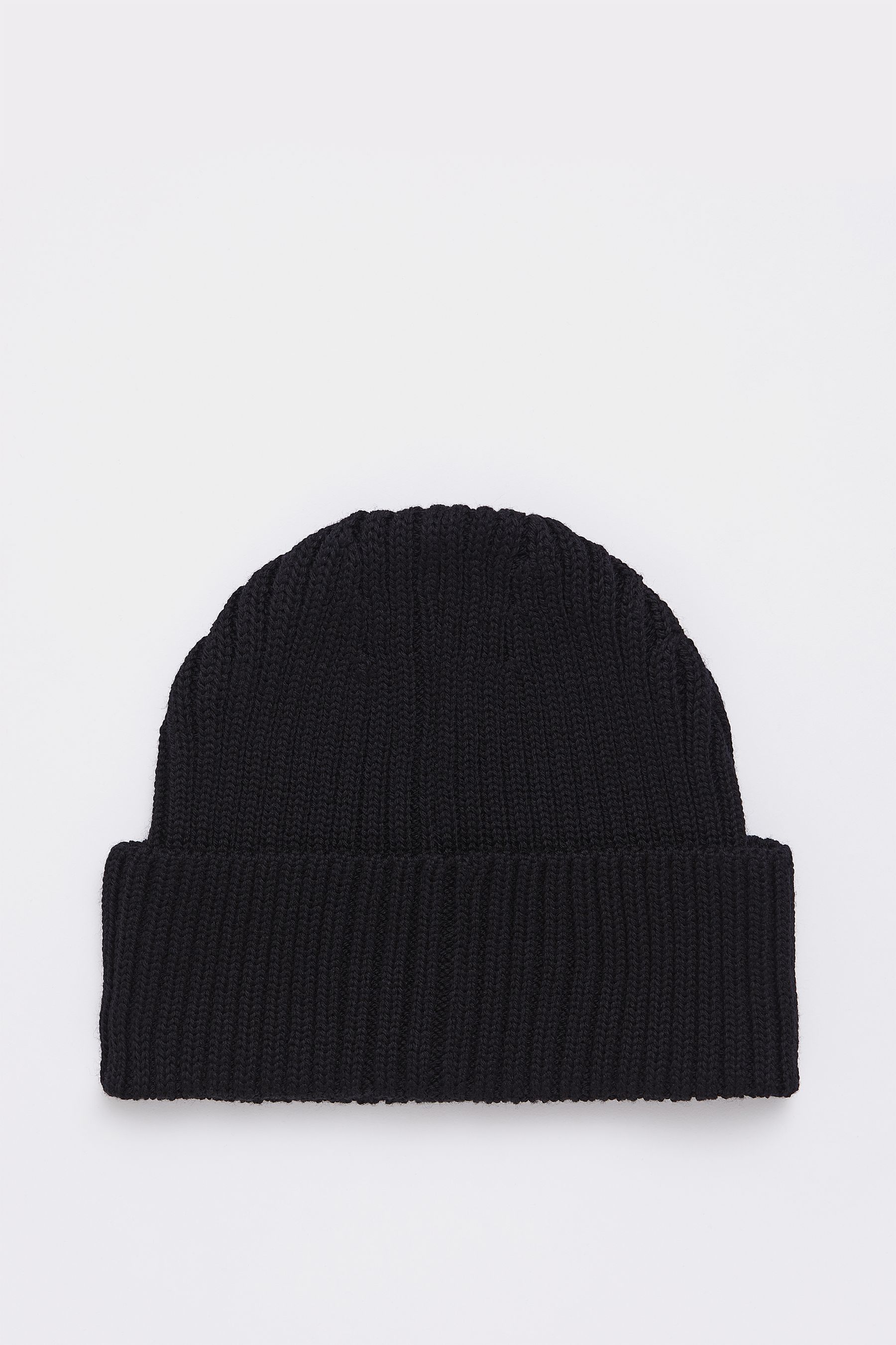 stutterheim logo beanie black accessories hats-and-scarves beanies