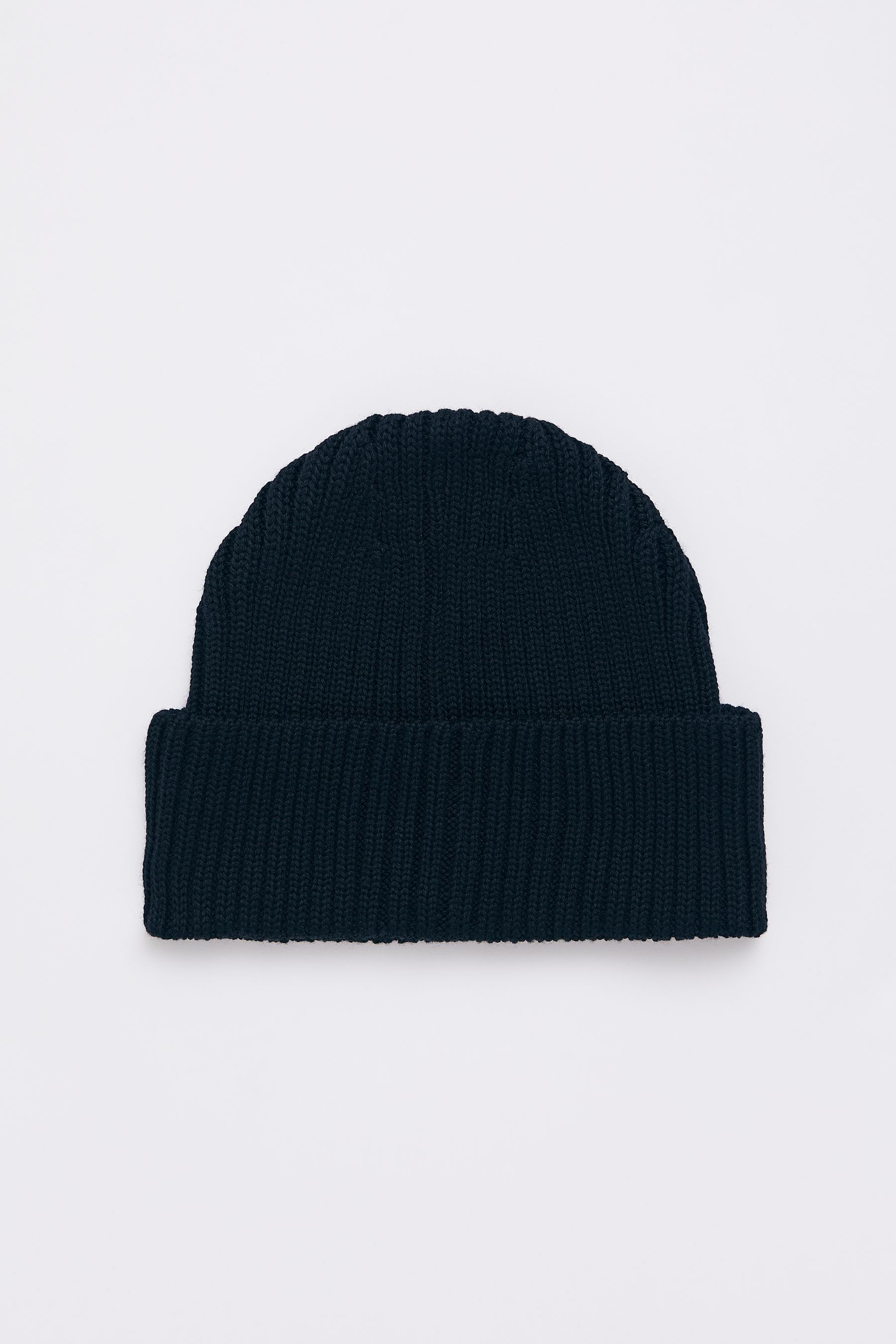 stutterheim logo beanie navy accessories hats-and-scarves beanies