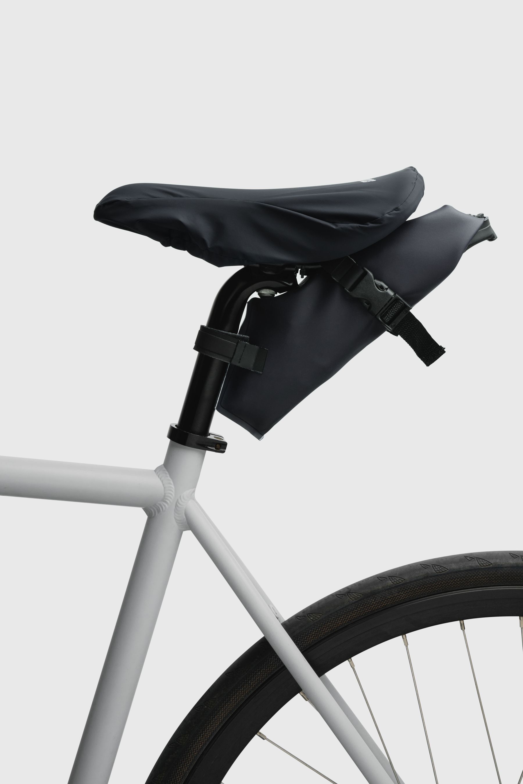 stutterheim seat bag navy accessories bike-accessories