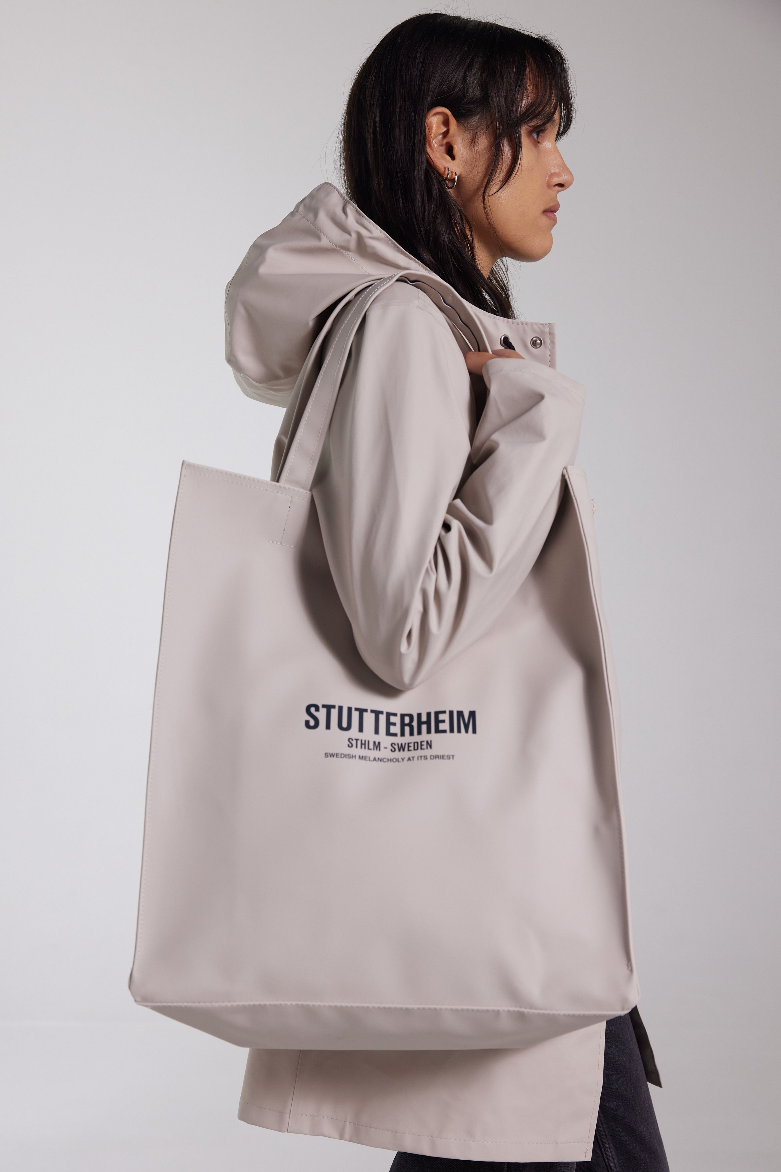 stutterheim stylist bag light sand accessories bags tote-bags