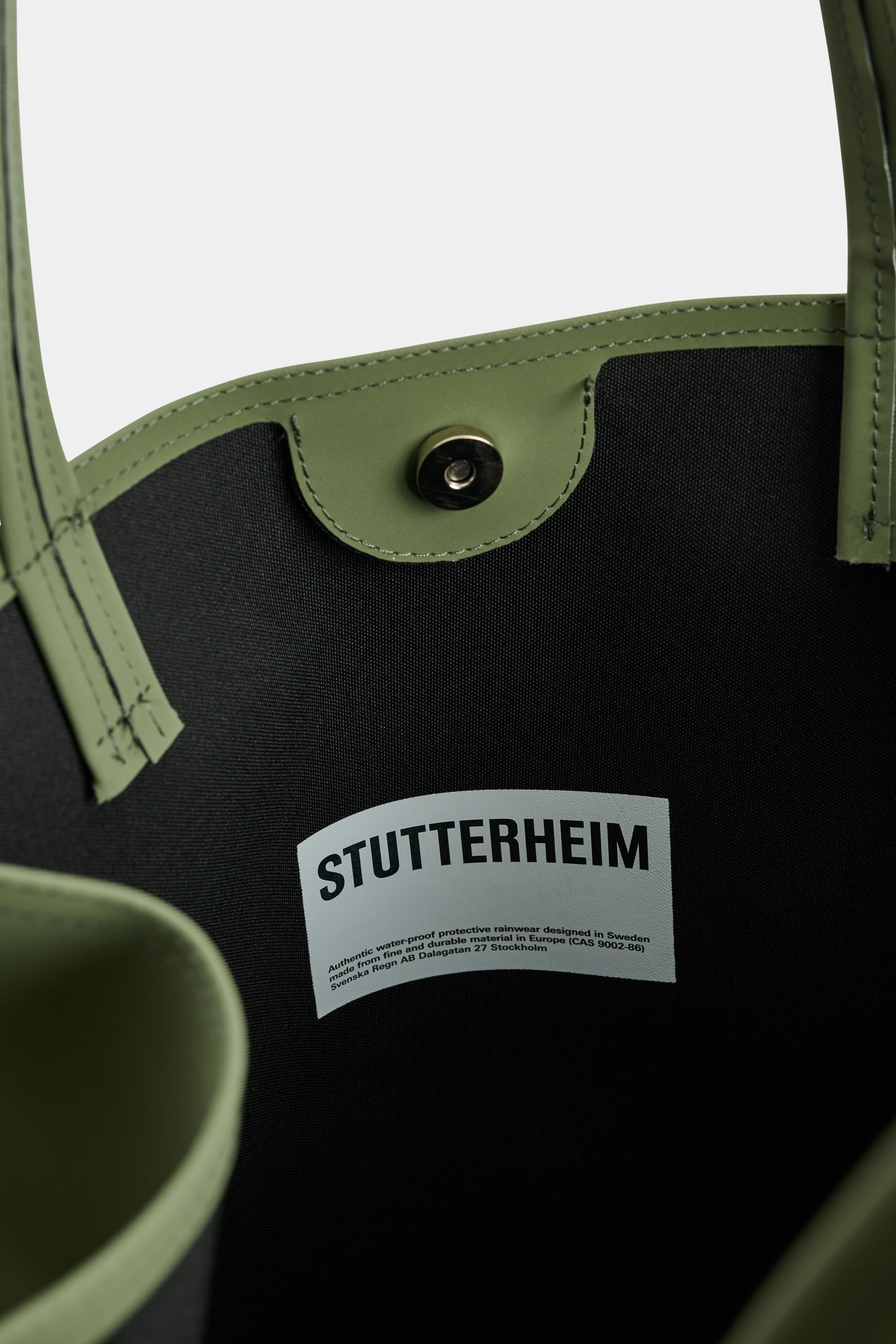 stutterheim stylist bag matte dry green/warm honey accessories bags tote-bags