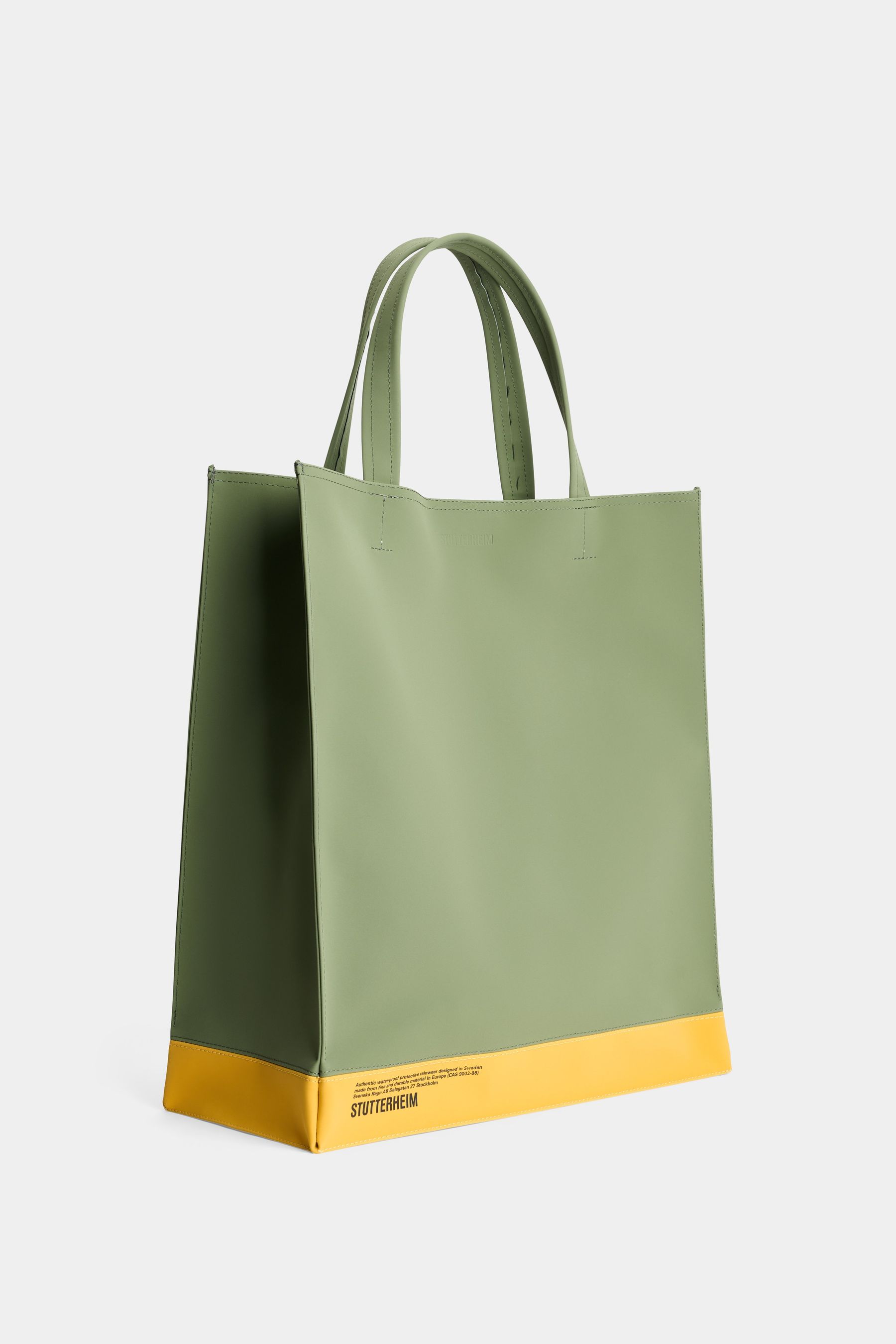 stutterheim stylist bag matte dry green/warm honey accessories bags tote-bags