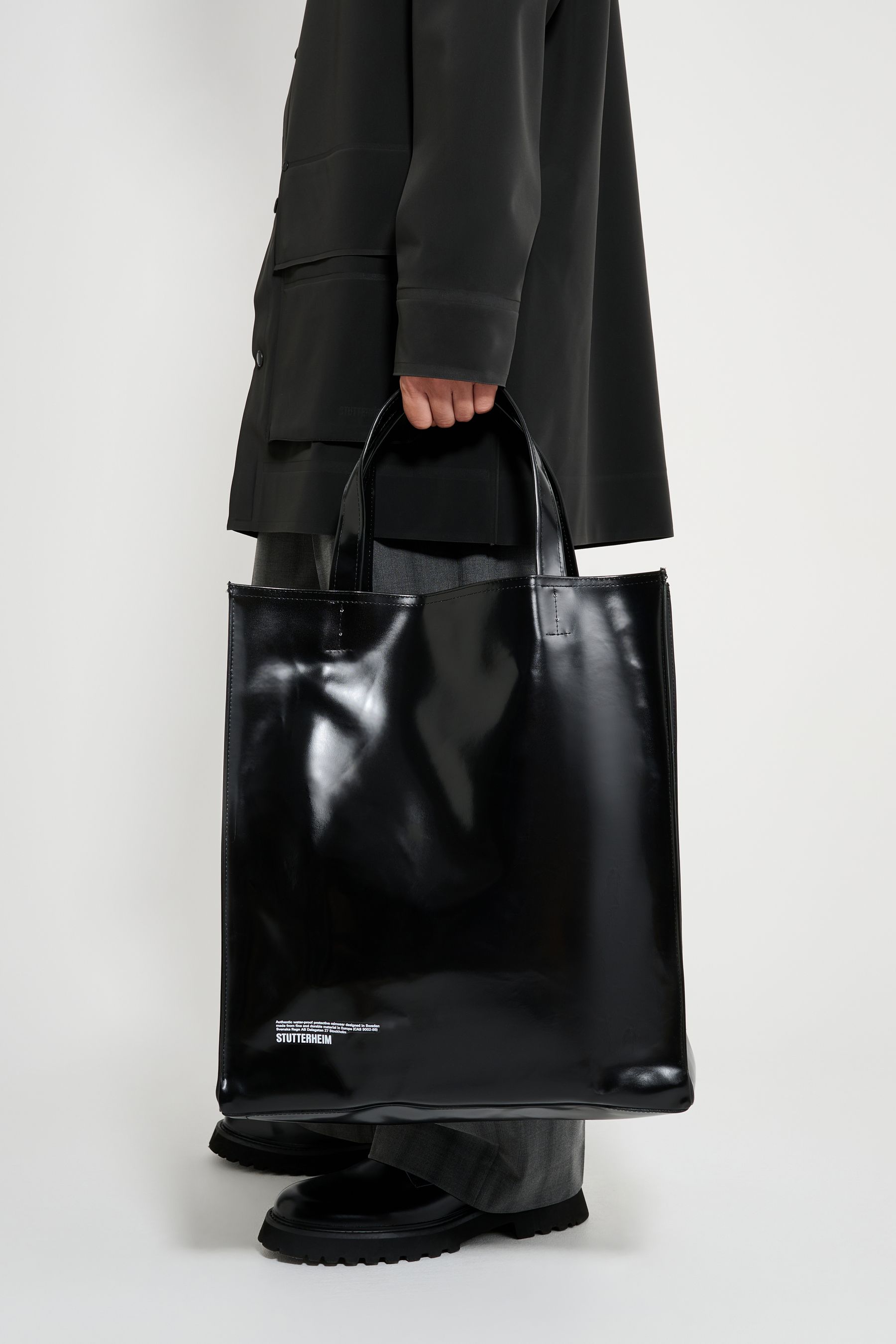 stutterheim stylist bag opal black accessories bags tote-bags