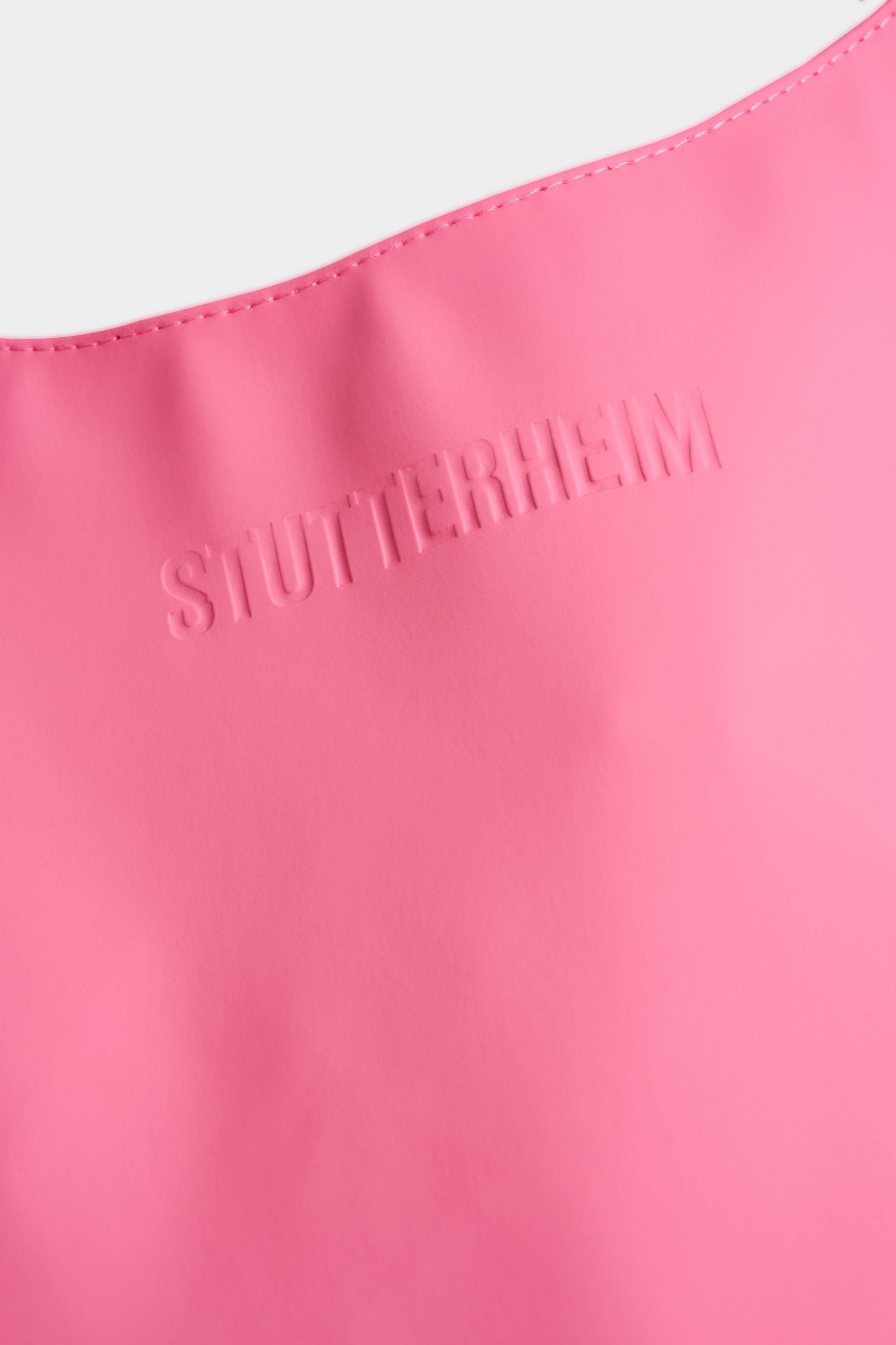 stutterheim svea bag bubblegum accessories bags tote-bags