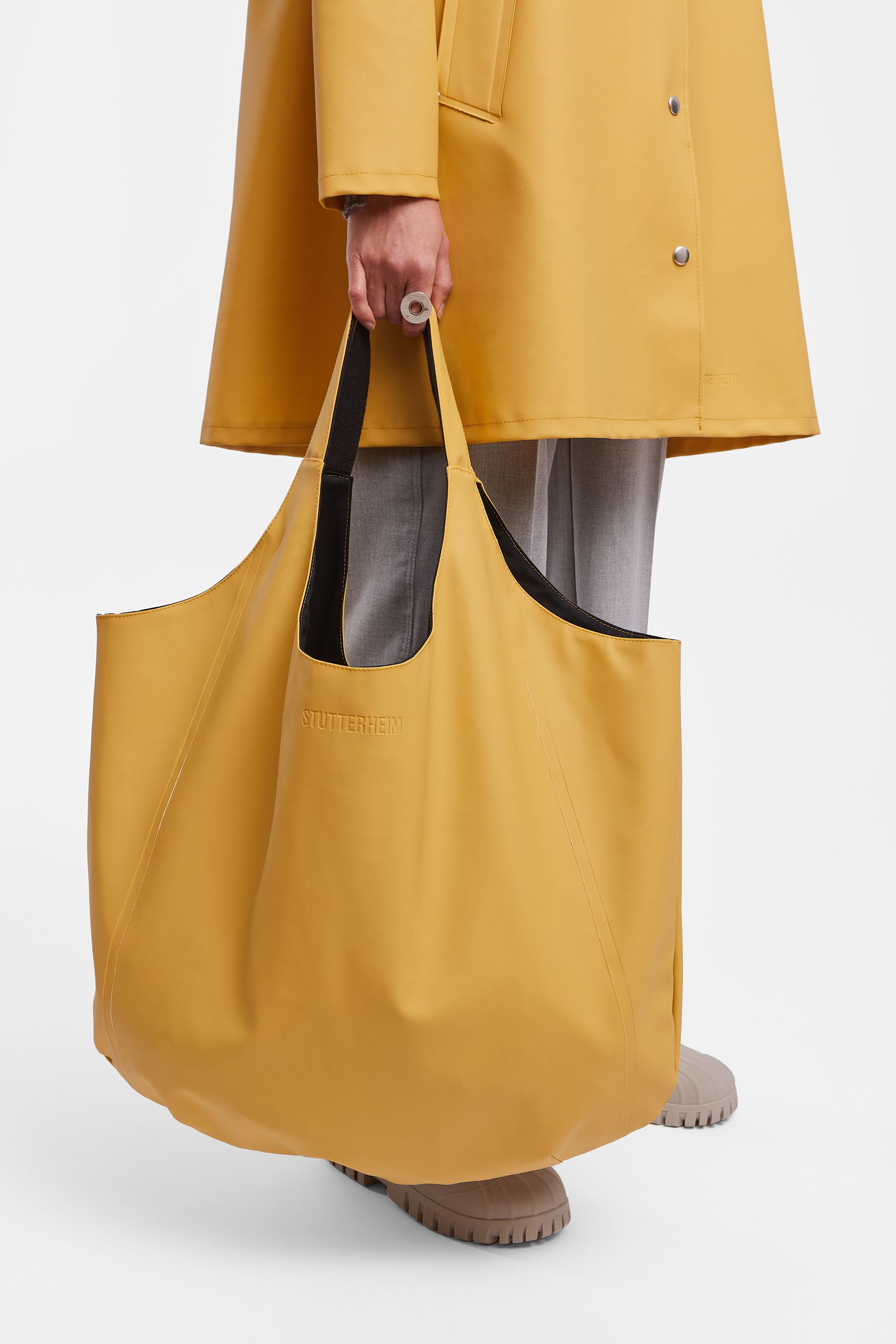 stutterheim svea bag chai accessories bags tote-bags