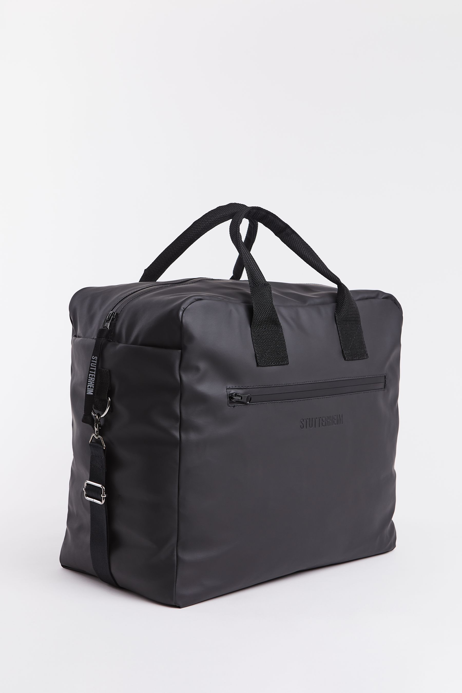 stutterheim svea box bag black accessories bags weekend-bags