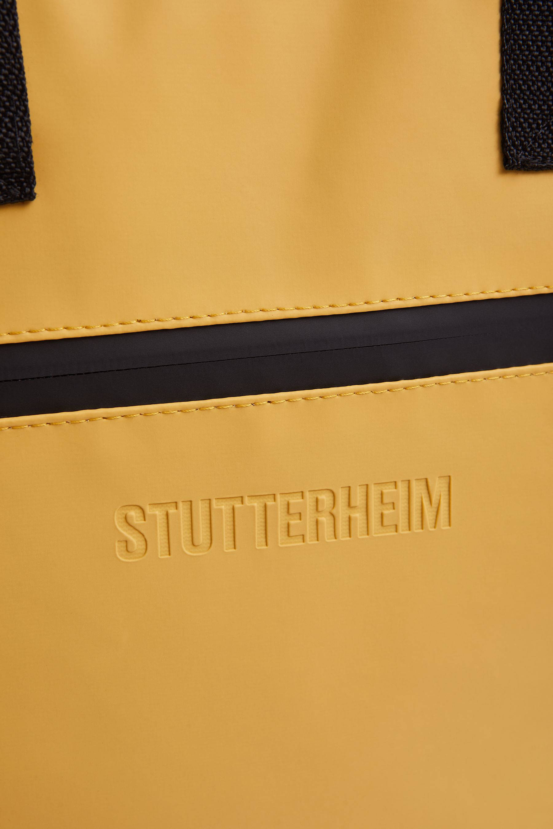 stutterheim svea box bag chai accessories bags weekend-bags