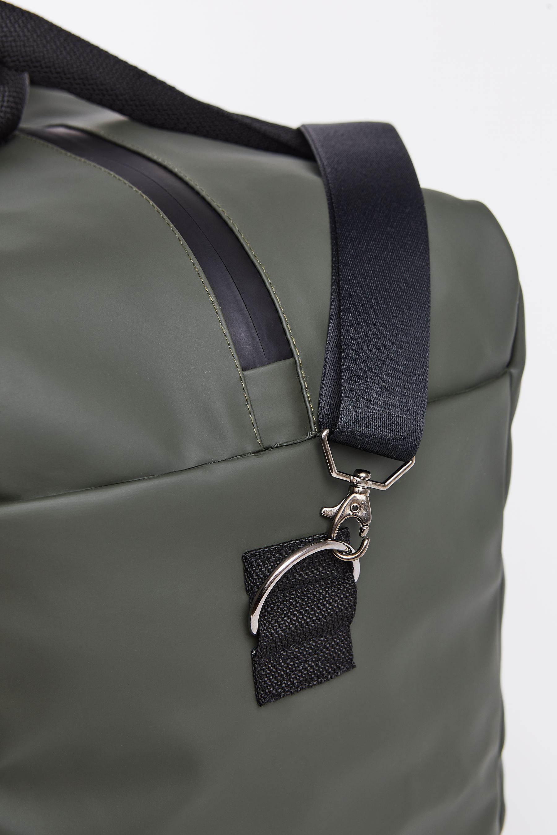 stutterheim svea box bag green accessories bags weekend-bags