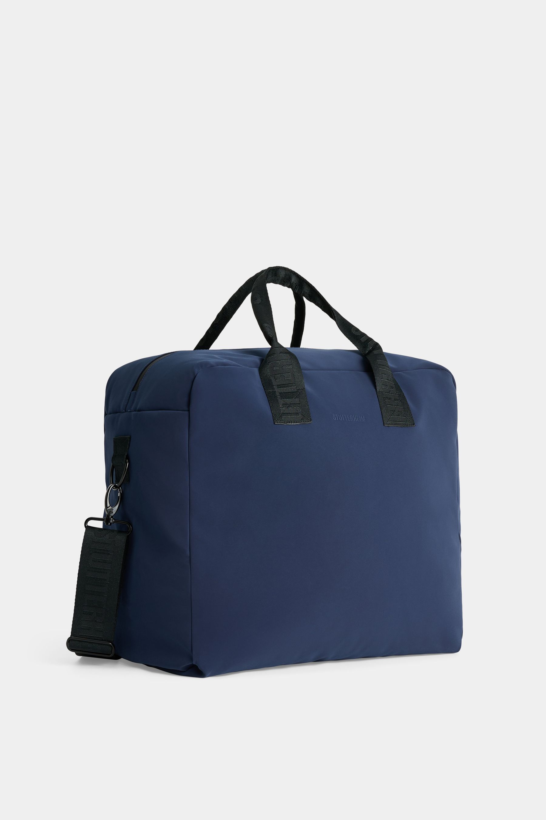 stutterheim svea box bag navy accessories bags travel-bags