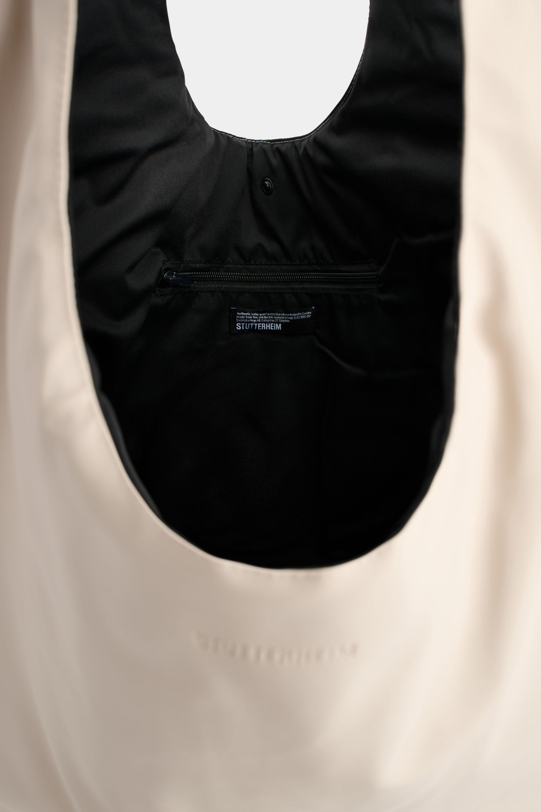 stutterheim svea puffer bag light sand accessories bags tote-bags