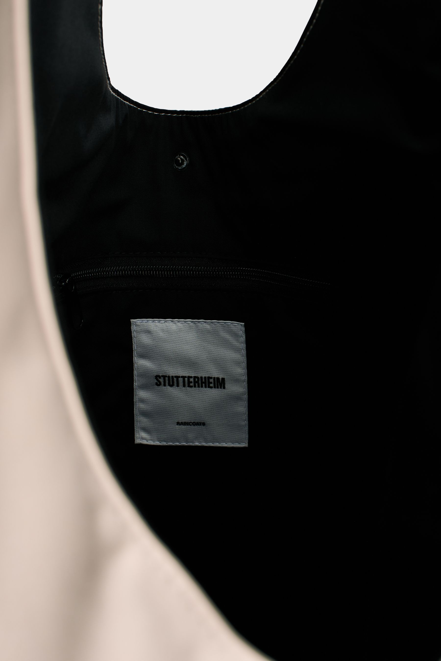stutterheim svea puffer bag light sand accessories bags tote-bags