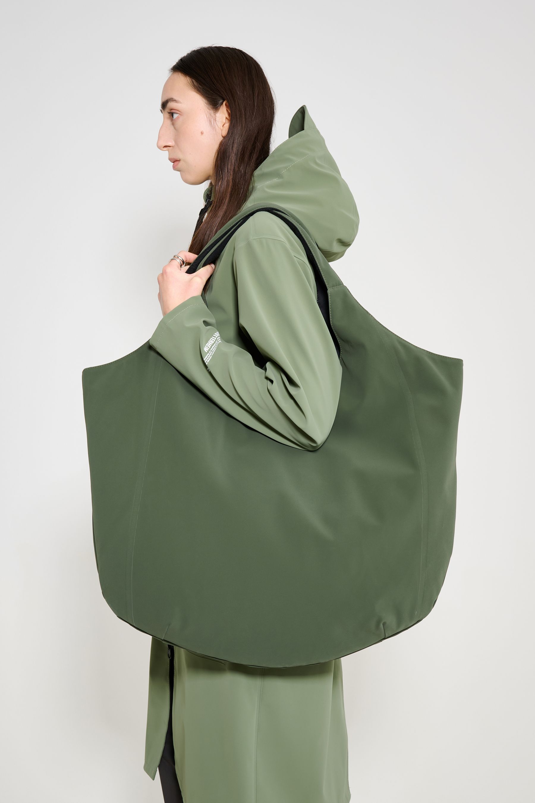 stutterheim svea puffer bag matte green accessories bags tote-bags