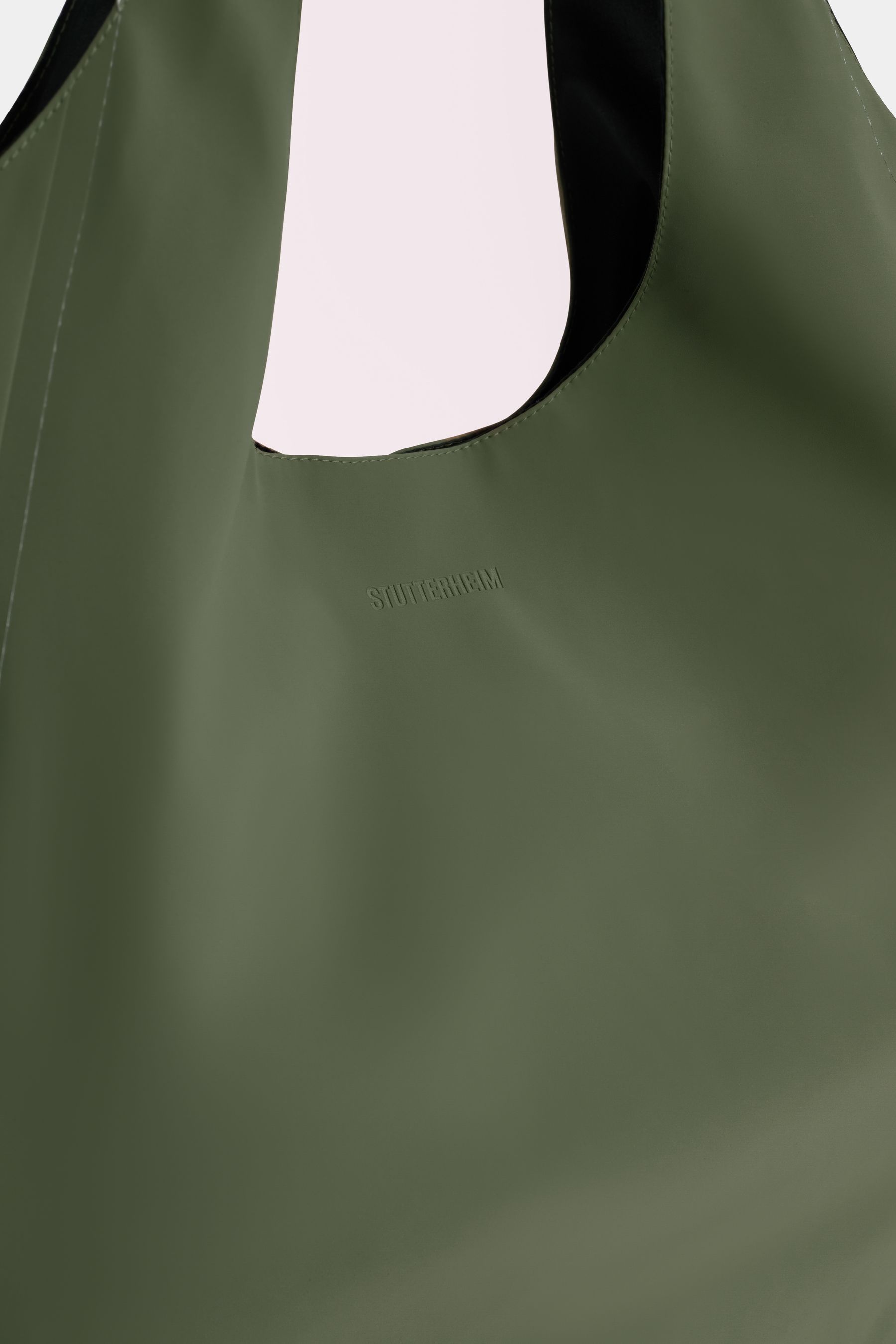 stutterheim svea puffer bag matte green accessories bags tote-bags