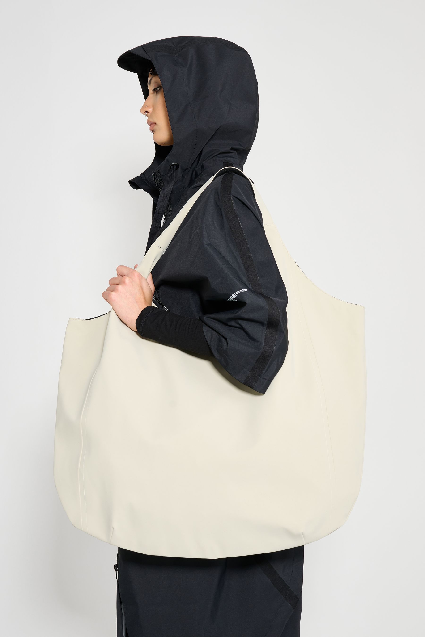 stutterheim svea puffer bag matte pelican accessories bags tote-bags