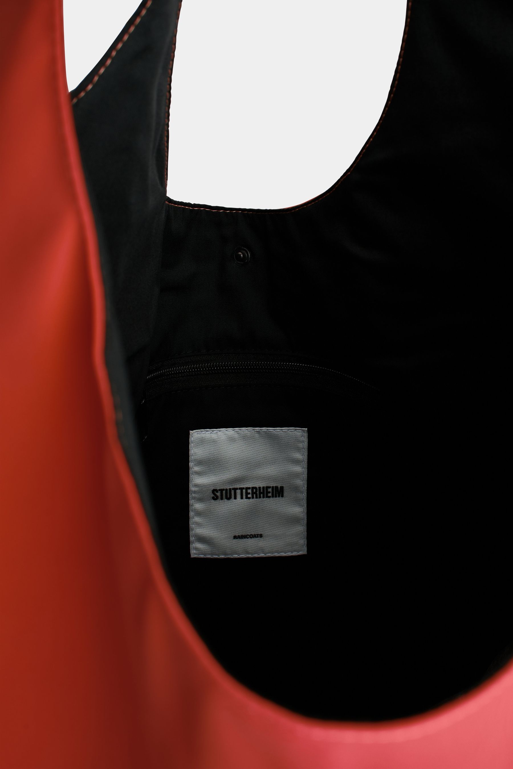stutterheim svea puffer bag matte washed red accessories bags tote-bags