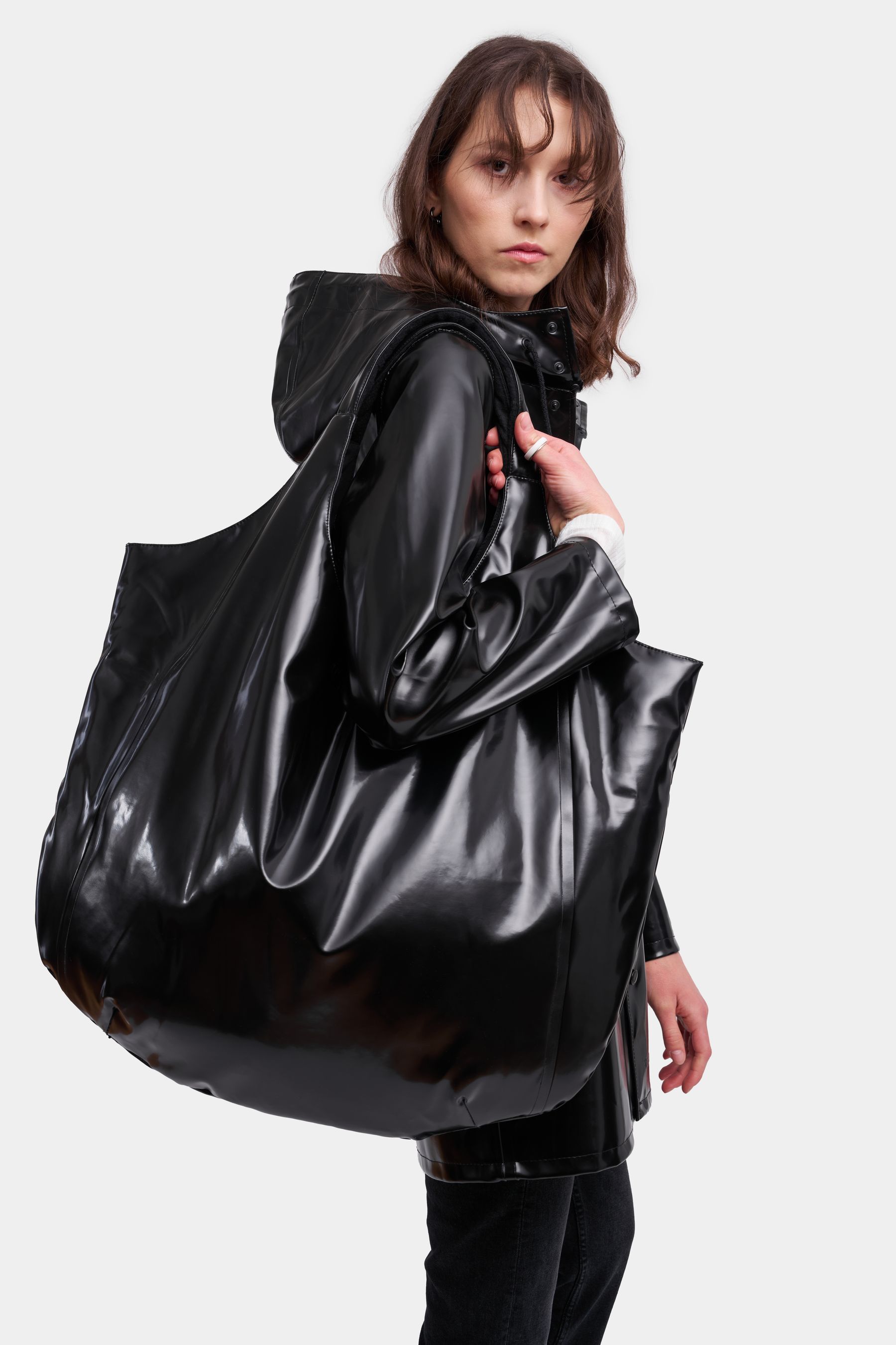 stutterheim svea puffer bag opal black accessories bags tote-bags