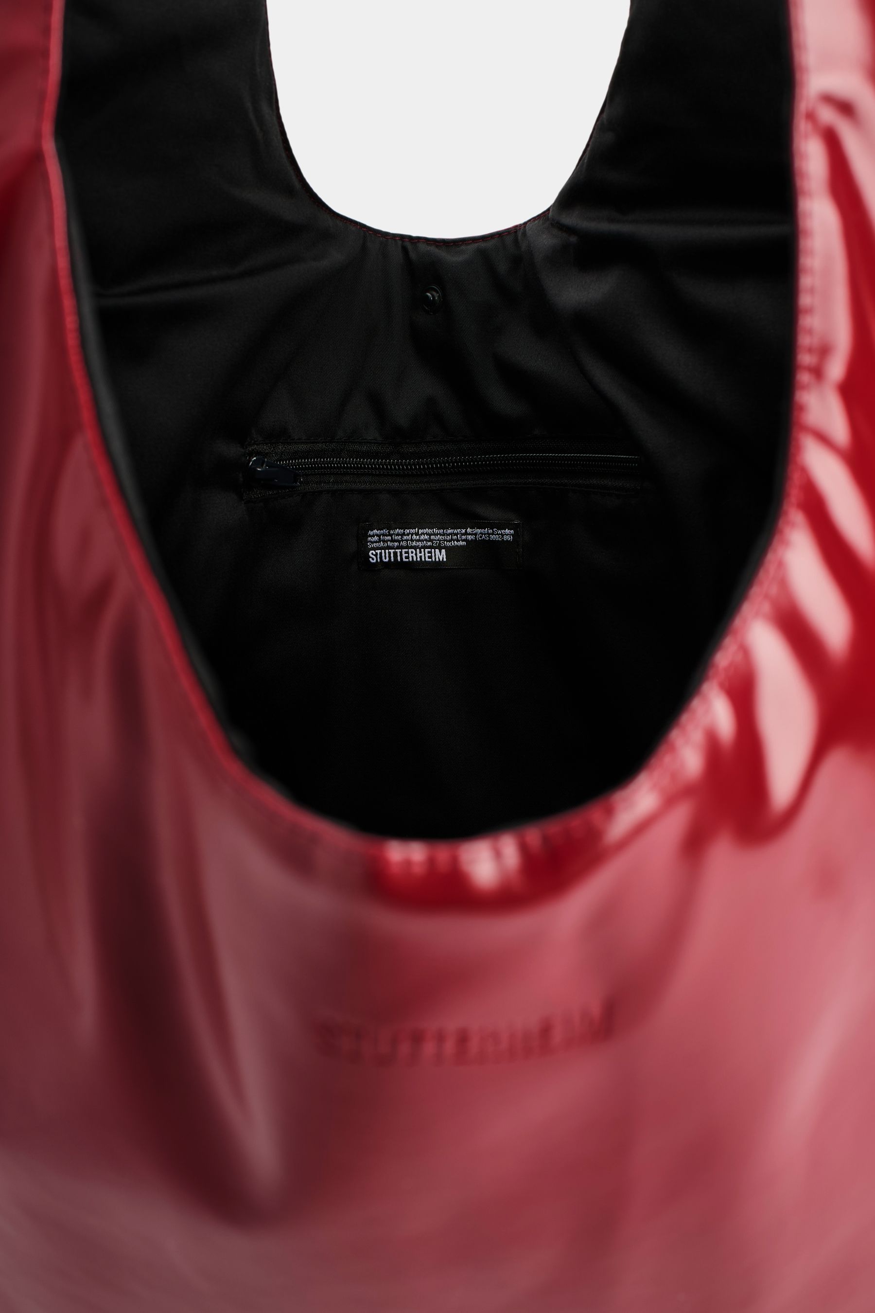 stutterheim svea puffer bag opal burgundy accessories bags tote-bags