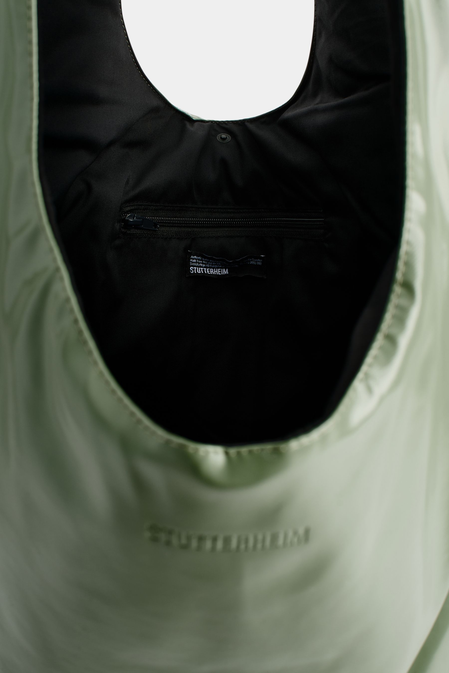 stutterheim svea puffer bag opal khaki green accessories bags tote-bags