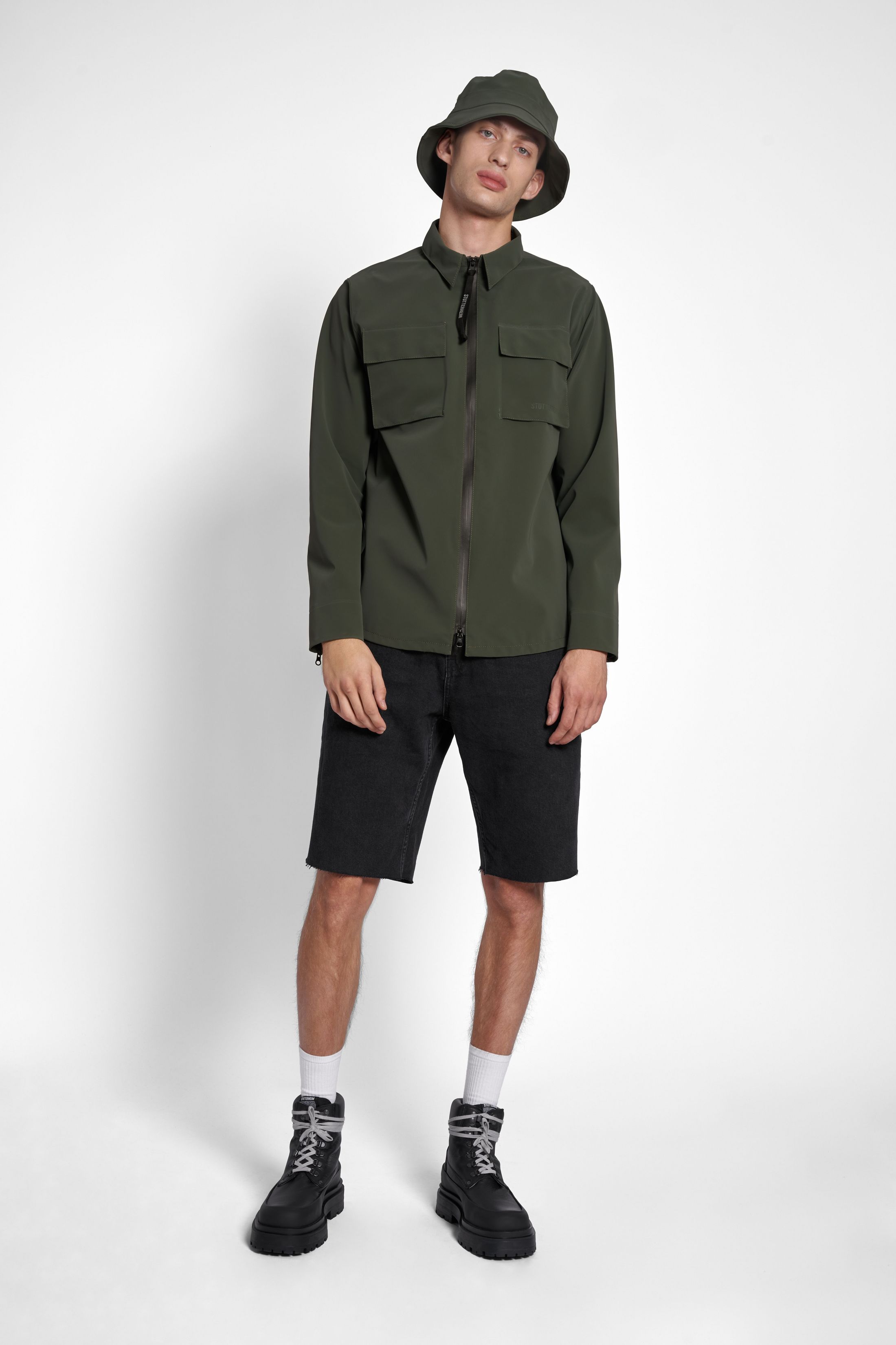 stutterheim vitaberg matte overshirt green men jackets overshirts