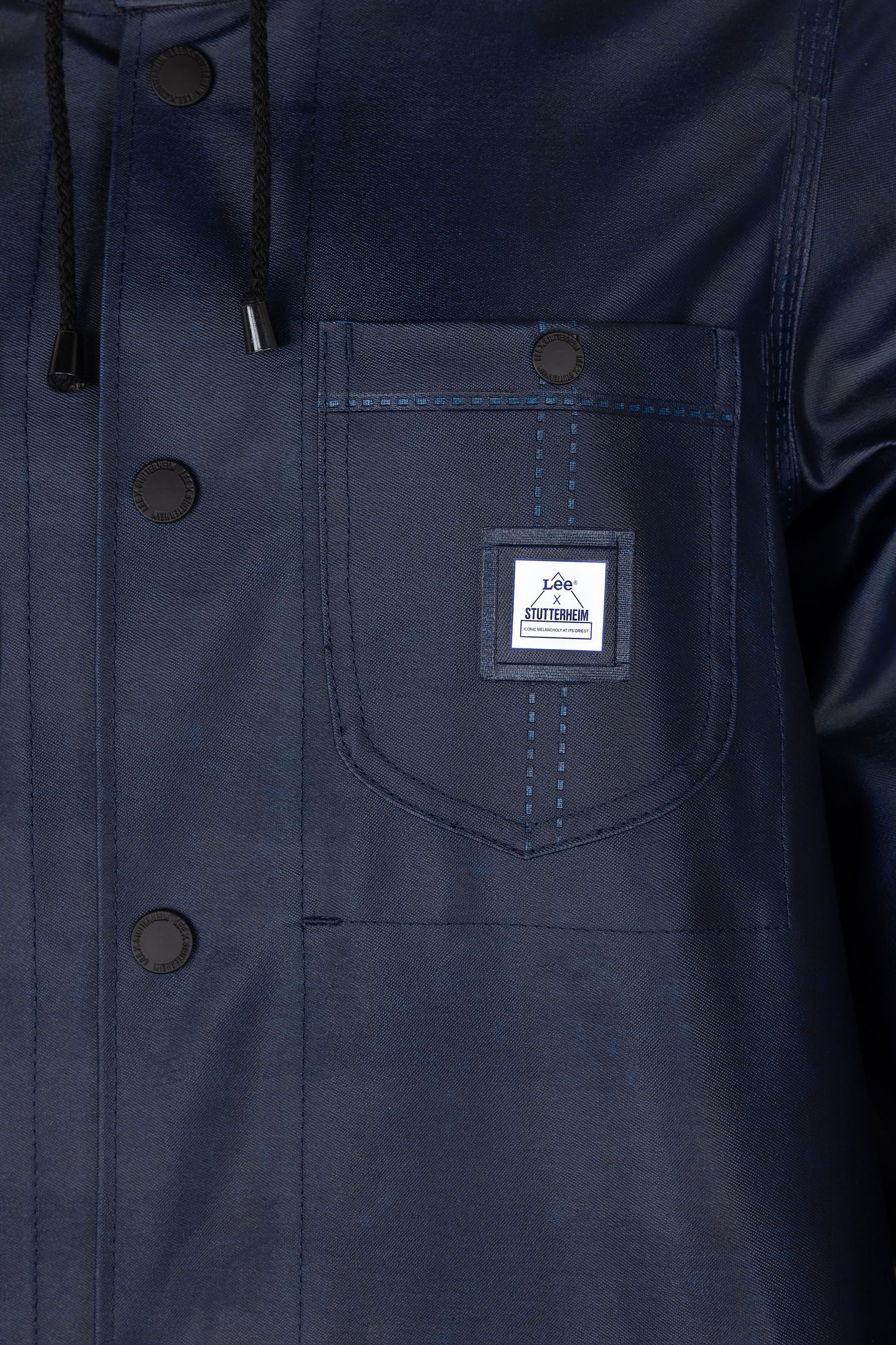 stutterheim women´s lee® x chore raincoat aviator navy women jackets raincoats