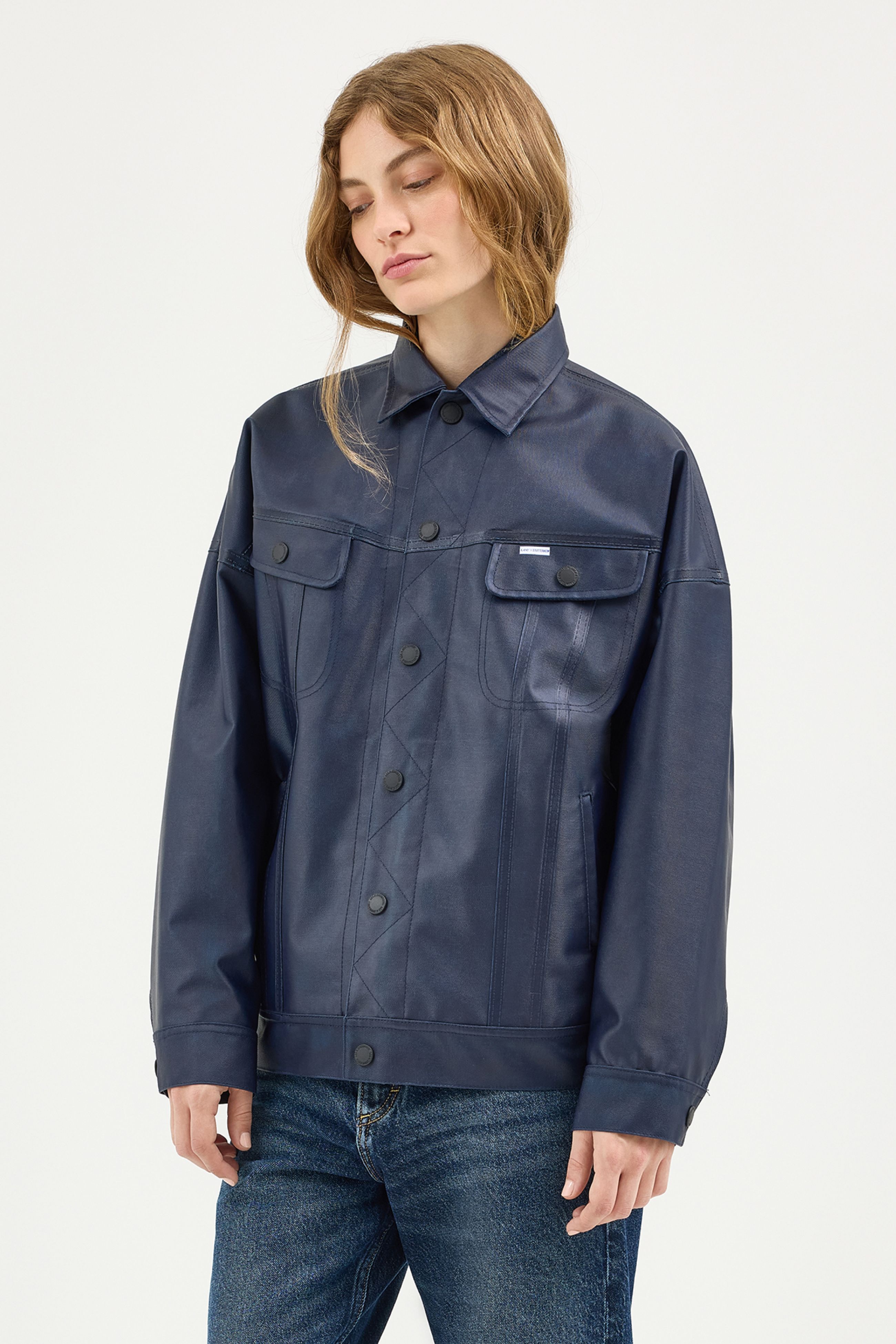 stutterheim women’s lee® x storm rider™ jacket aviator navy  women jackets raincoats